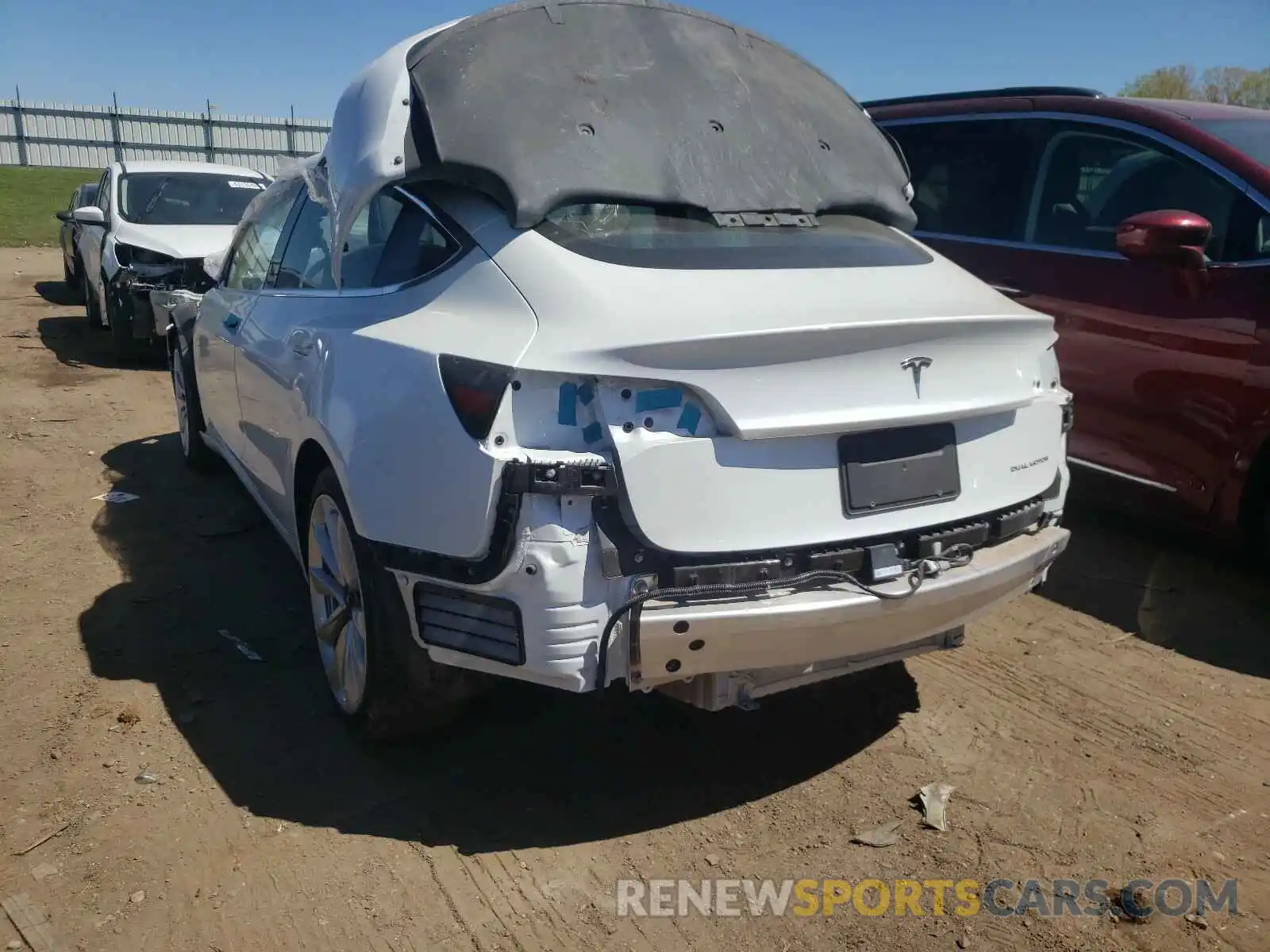 3 Photograph of a damaged car 5YJ3E1EBXKF365157 TESLA MODEL 3 2019