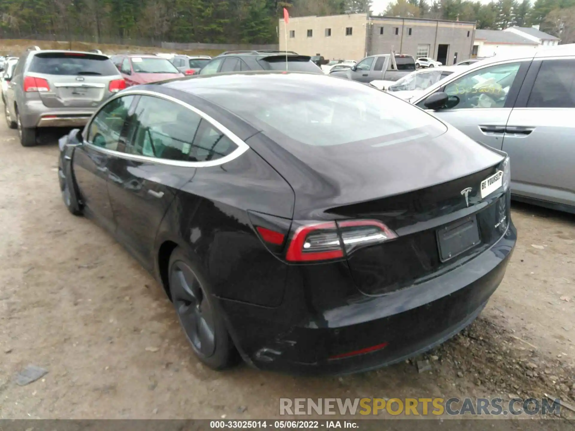 3 Photograph of a damaged car 5YJ3E1EBXKF385778 TESLA MODEL 3 2019