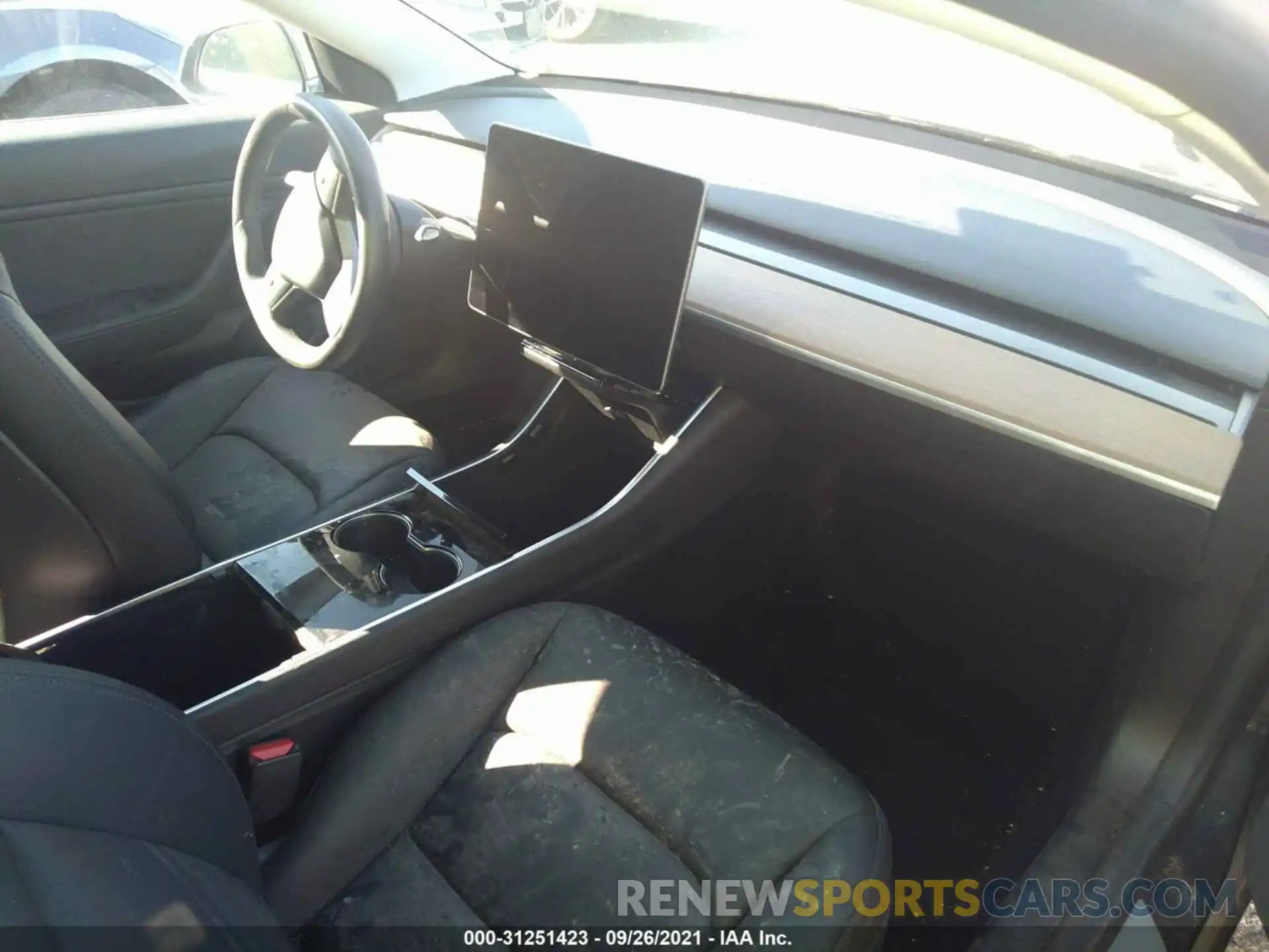 5 Photograph of a damaged car 5YJ3E1EBXKF386221 TESLA MODEL 3 2019