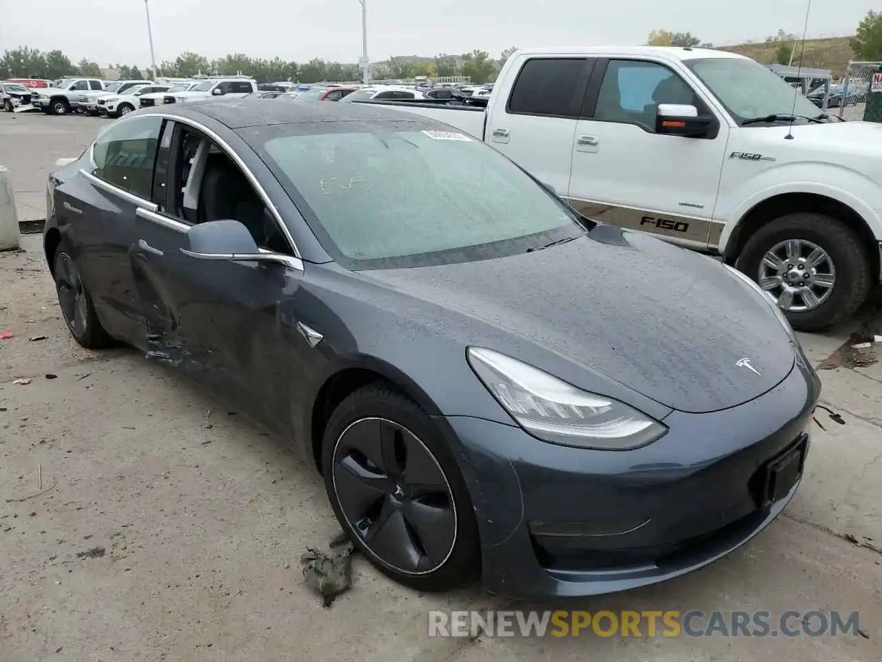 1 Photograph of a damaged car 5YJ3E1EBXKF386946 TESLA MODEL 3 2019