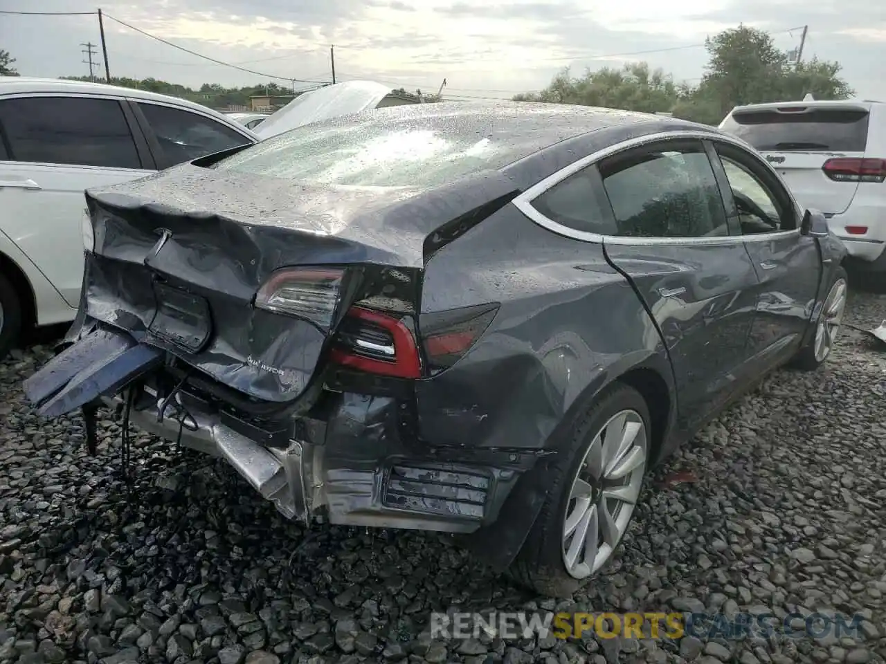 4 Photograph of a damaged car 5YJ3E1EBXKF389099 TESLA MODEL 3 2019