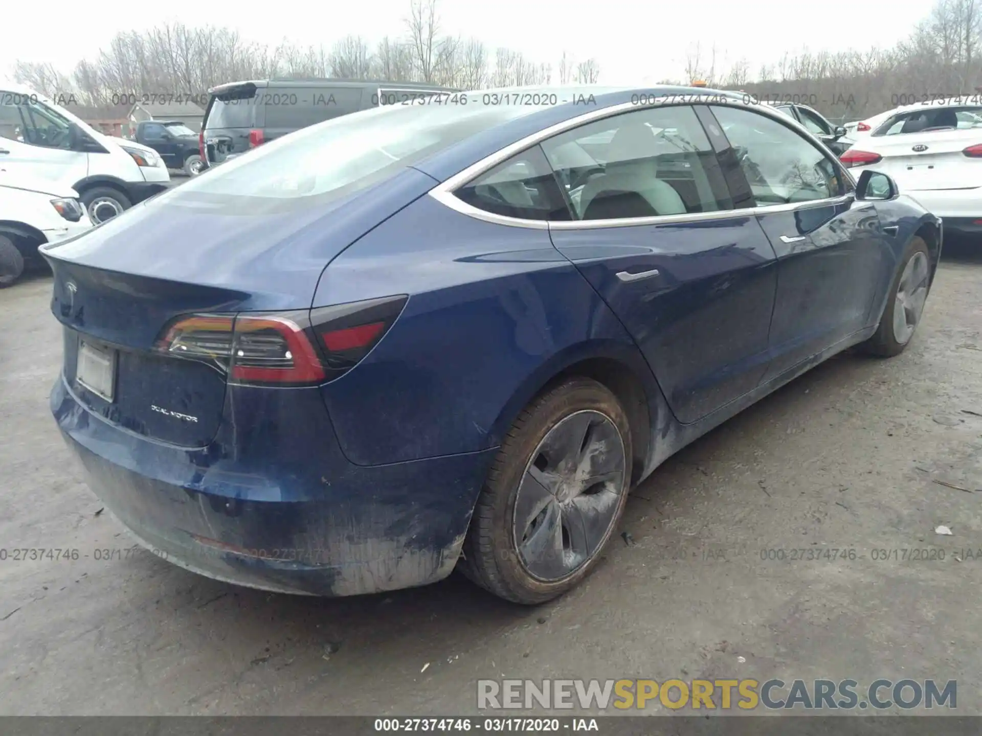 4 Фотография поврежденного автомобиля 5YJ3E1EBXKF391001 TESLA MODEL 3 2019