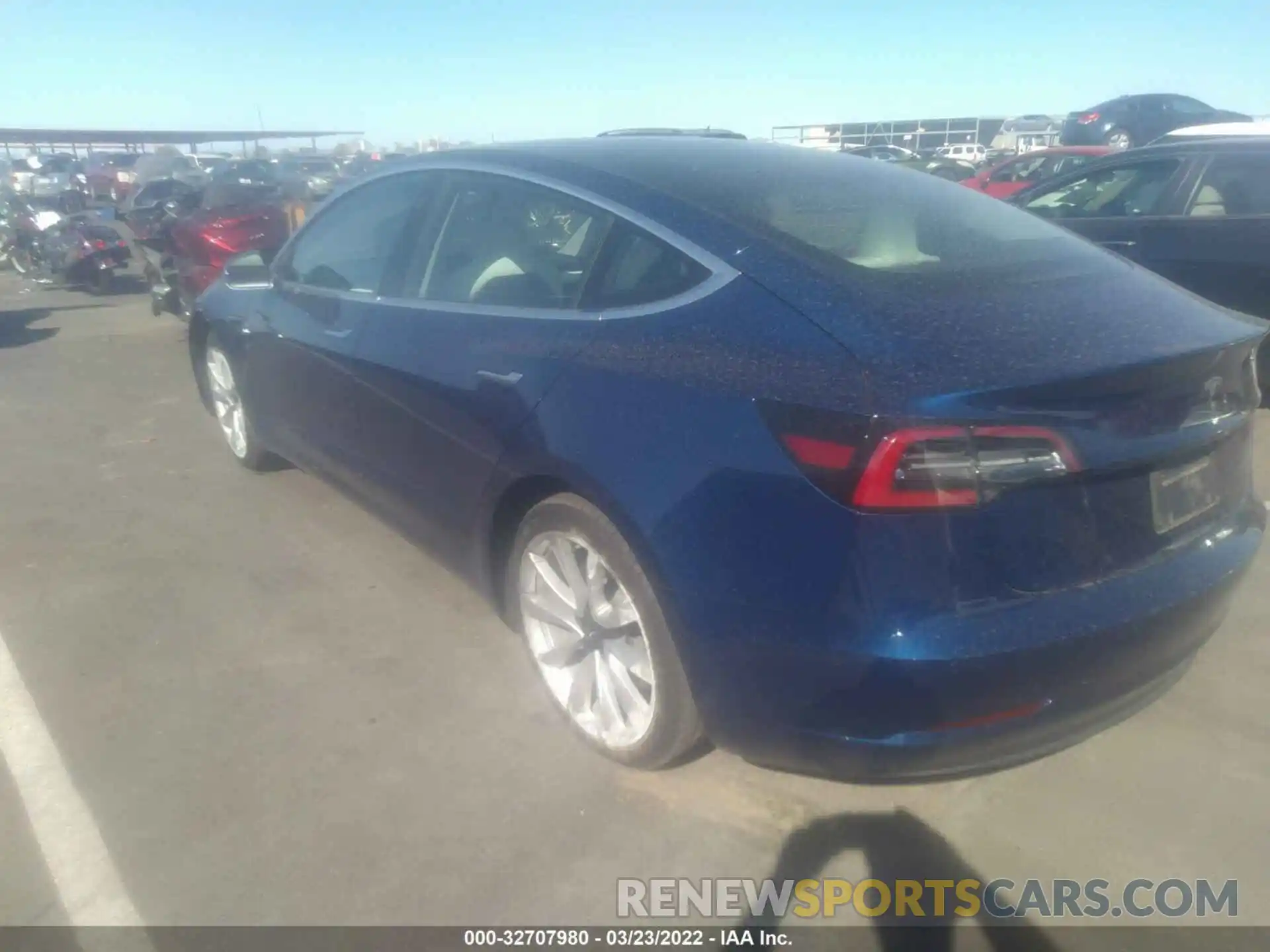 3 Photograph of a damaged car 5YJ3E1EBXKF392021 TESLA MODEL 3 2019