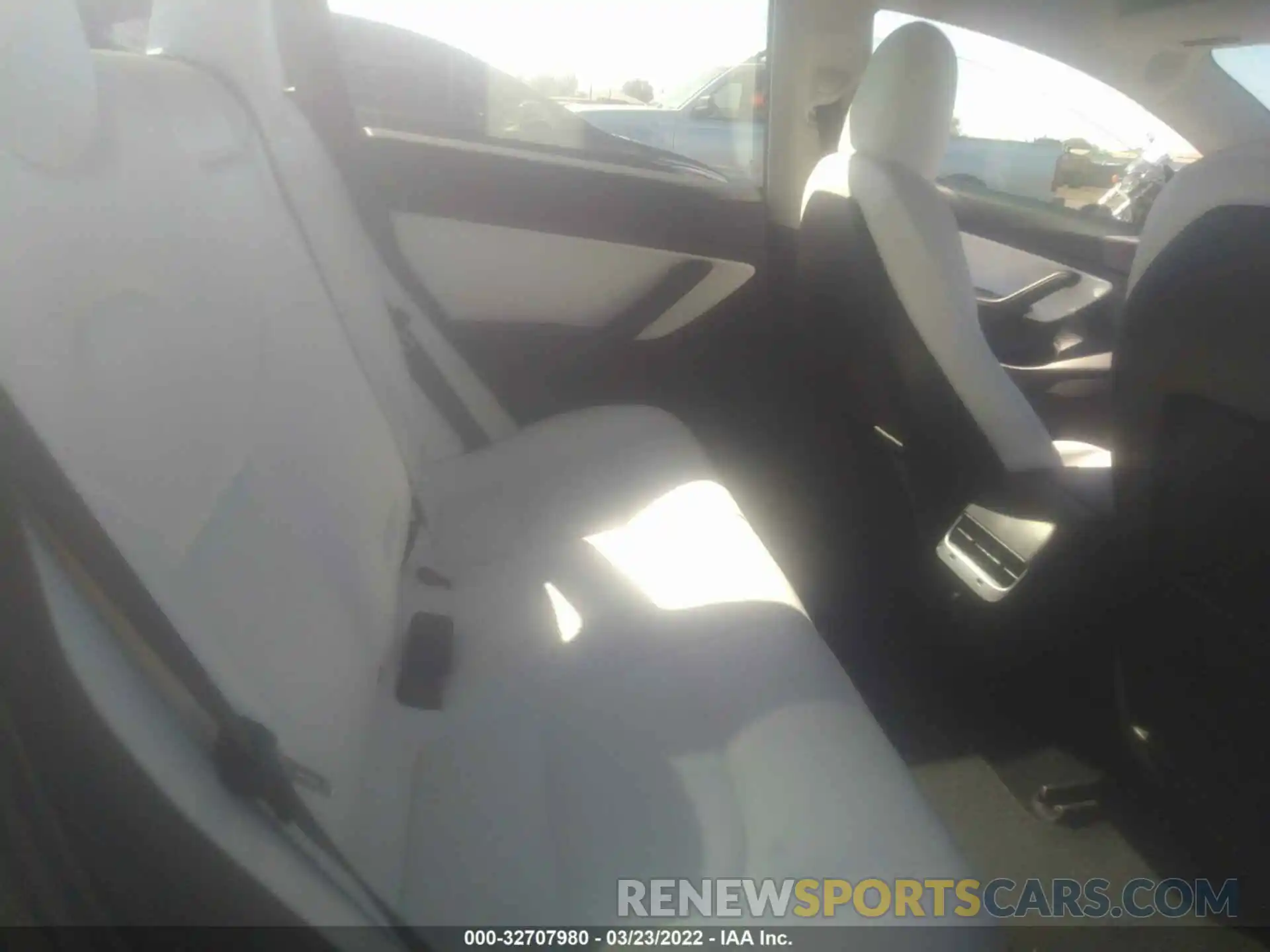 8 Photograph of a damaged car 5YJ3E1EBXKF392021 TESLA MODEL 3 2019