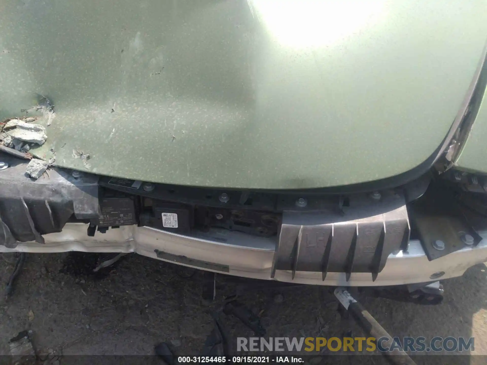 10 Photograph of a damaged car 5YJ3E1EBXKF392634 TESLA MODEL 3 2019