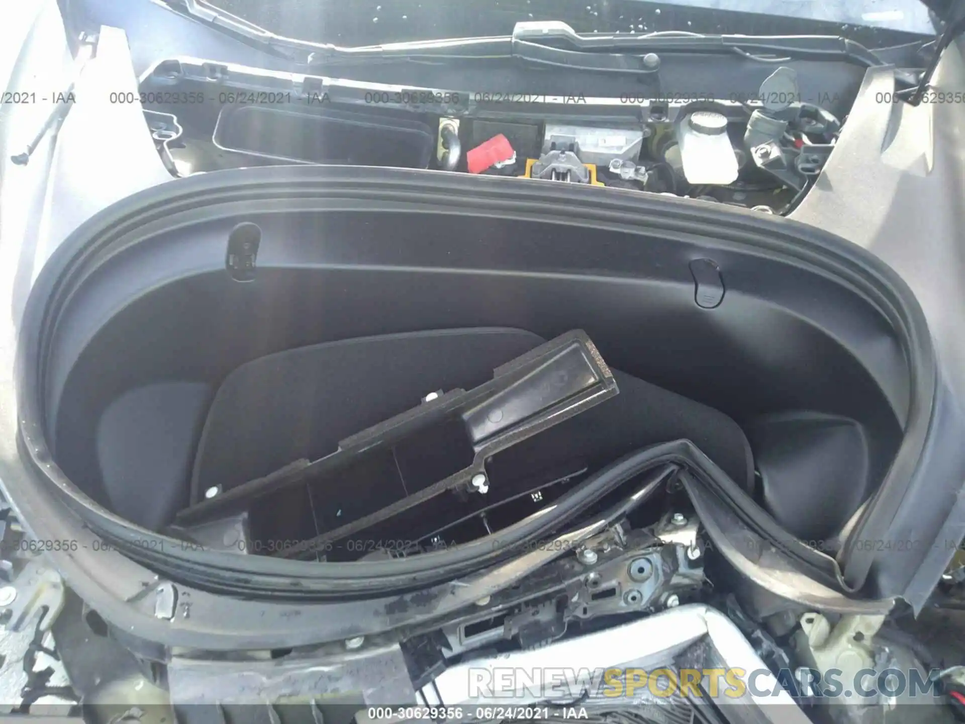 10 Photograph of a damaged car 5YJ3E1EBXKF406516 TESLA MODEL 3 2019