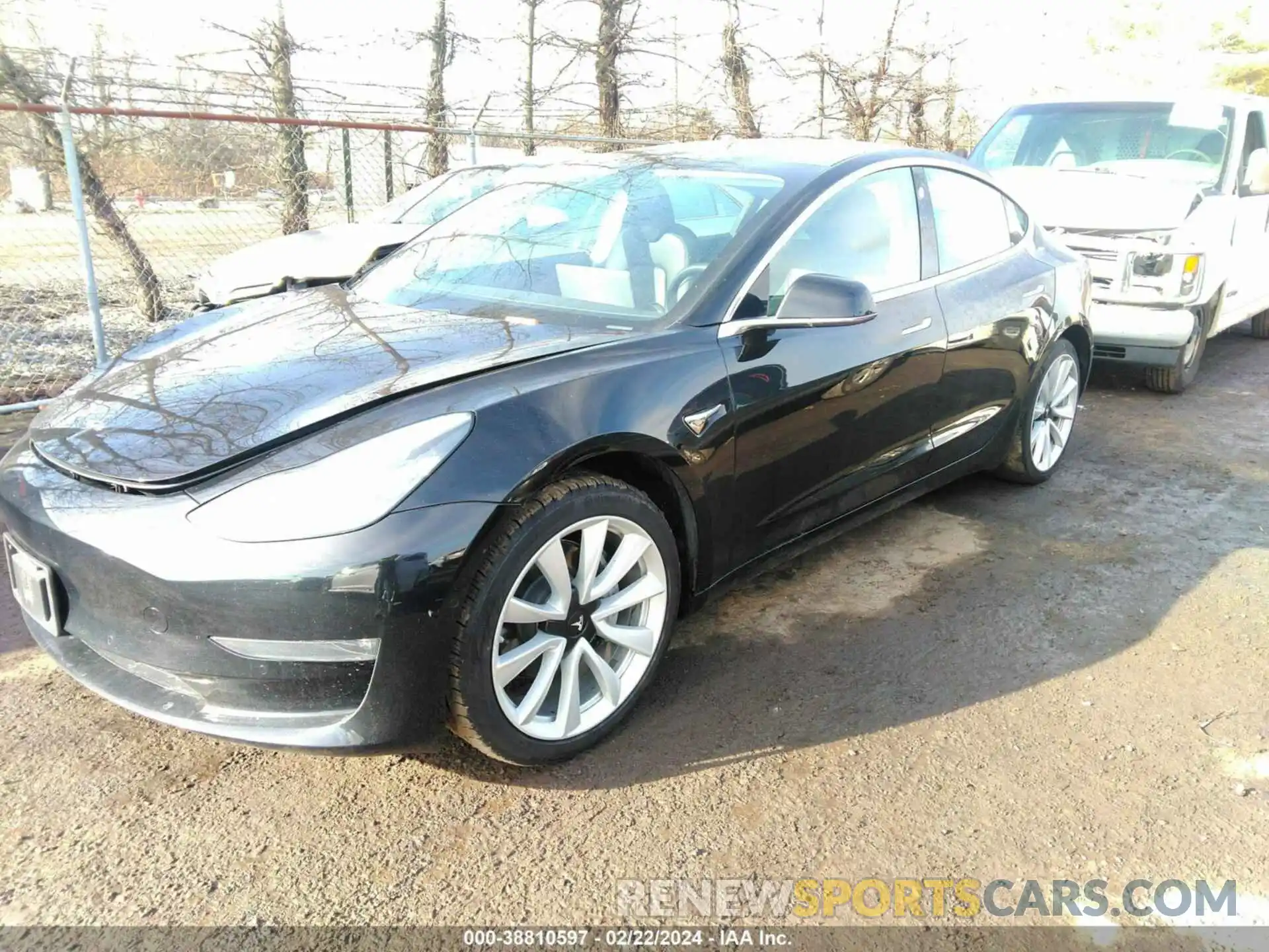 2 Photograph of a damaged car 5YJ3E1EBXKF406533 TESLA MODEL 3 2019