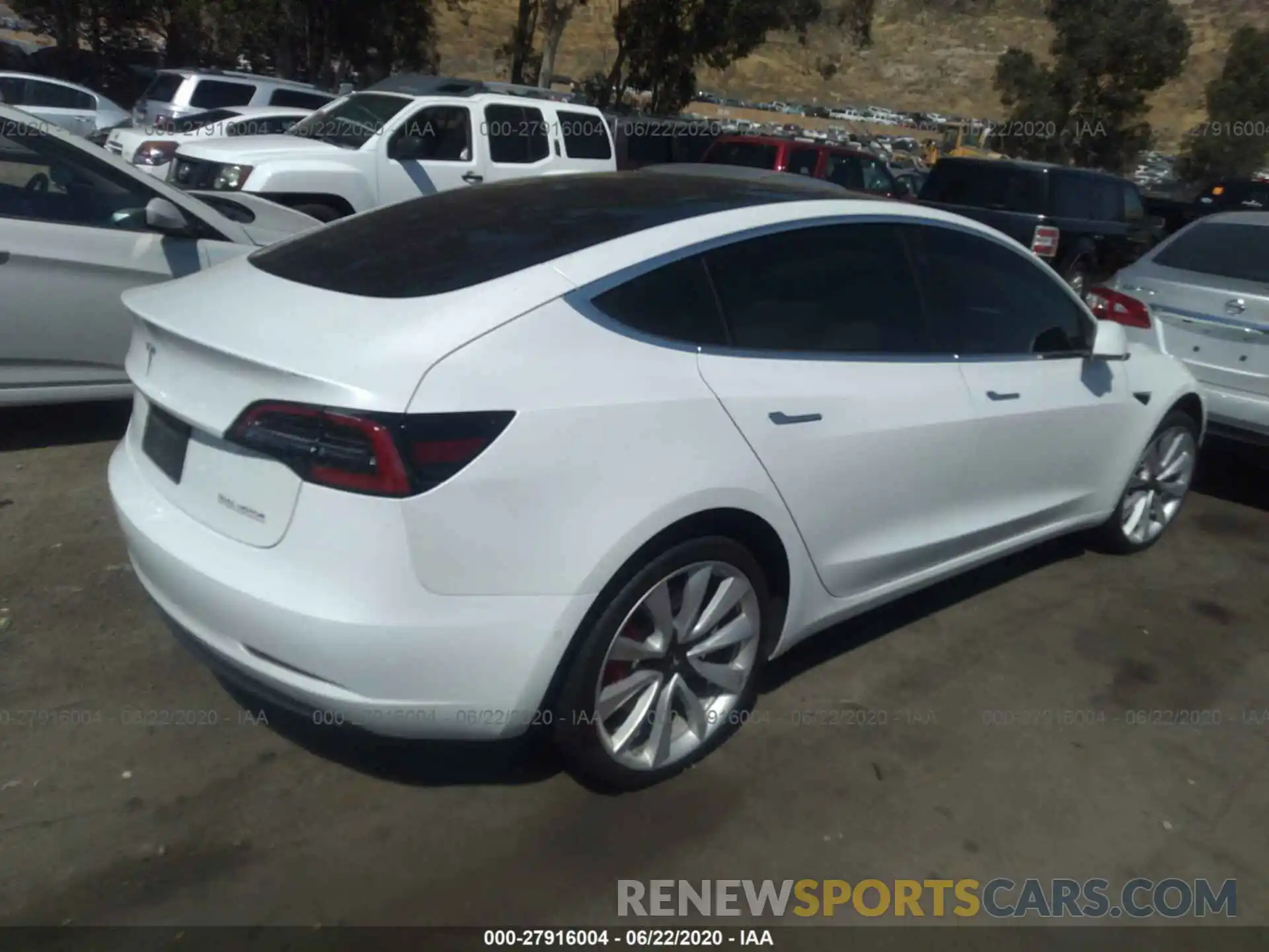 4 Photograph of a damaged car 5YJ3E1EBXKF413658 TESLA MODEL 3 2019