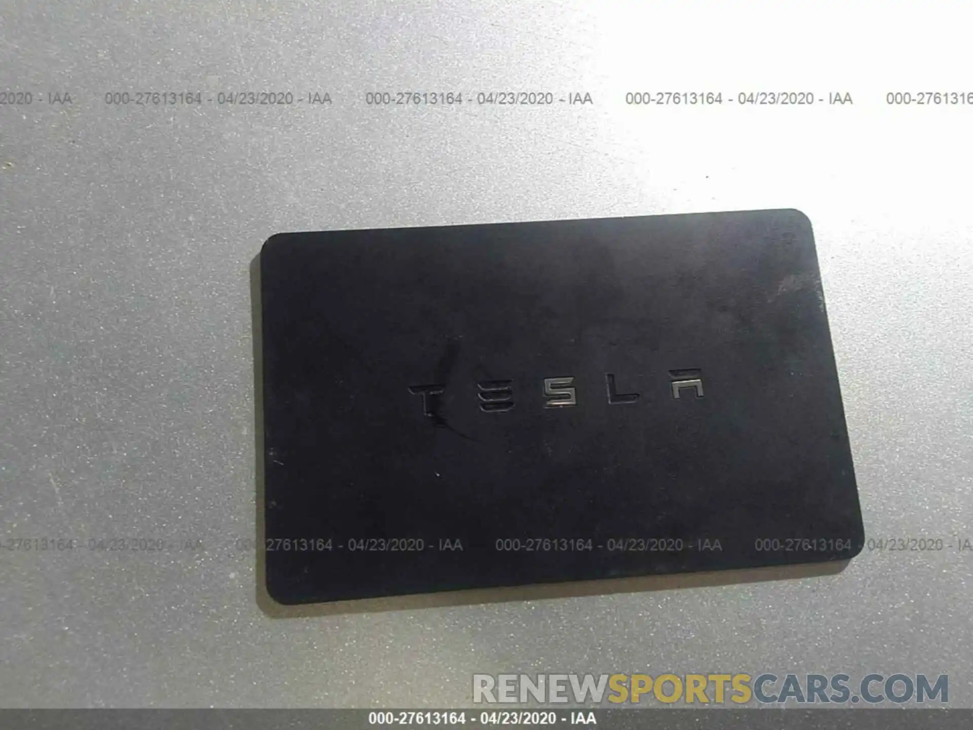 11 Photograph of a damaged car 5YJ3E1EBXKF422053 TESLA MODEL 3 2019