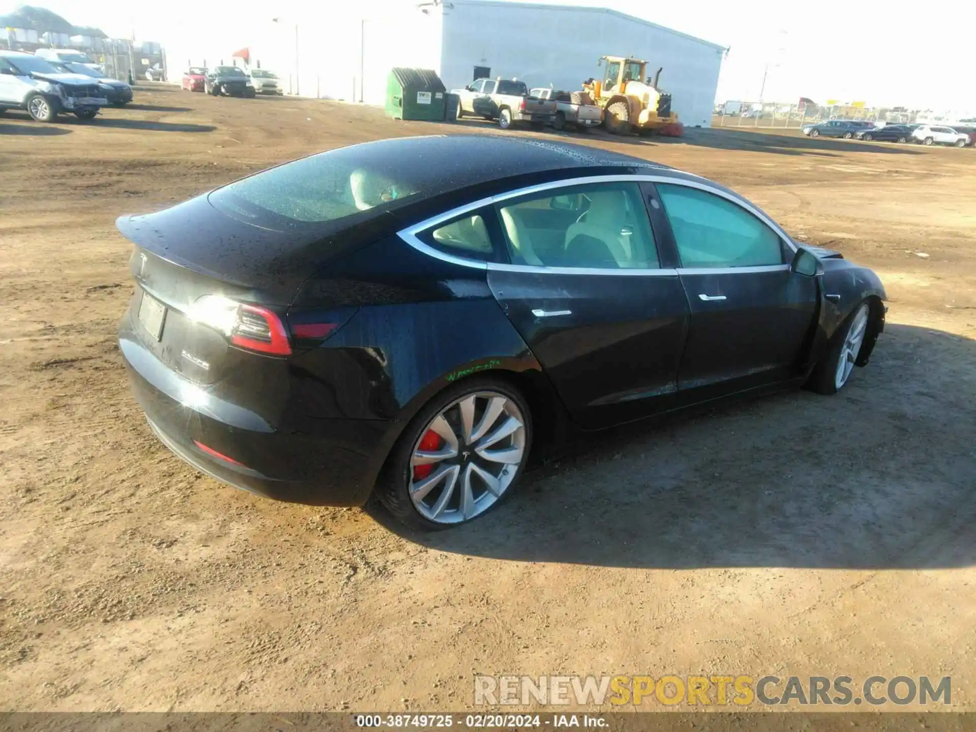 4 Фотография поврежденного автомобиля 5YJ3E1EBXKF423154 TESLA MODEL 3 2019