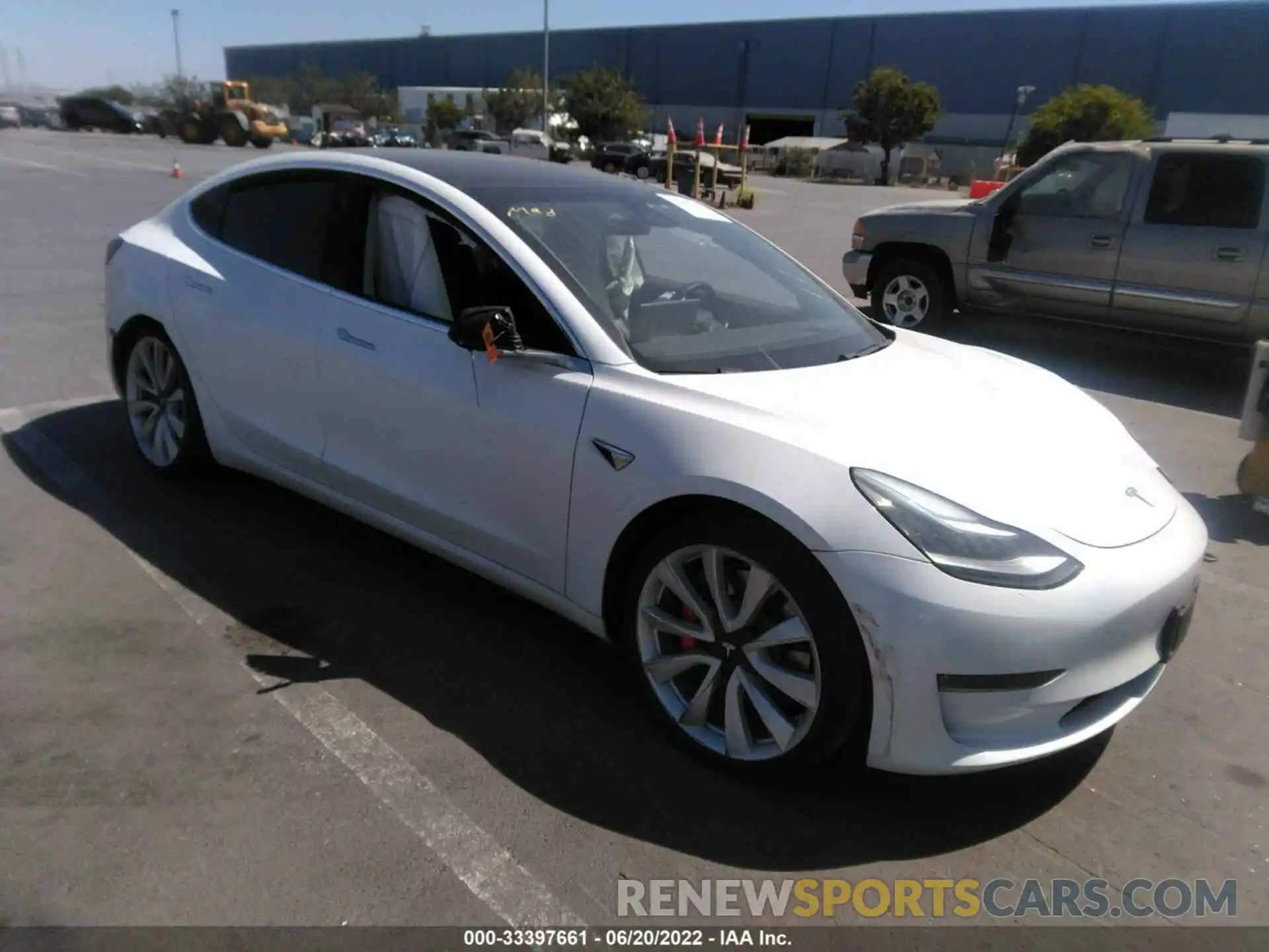 1 Фотография поврежденного автомобиля 5YJ3E1EBXKF427432 TESLA MODEL 3 2019