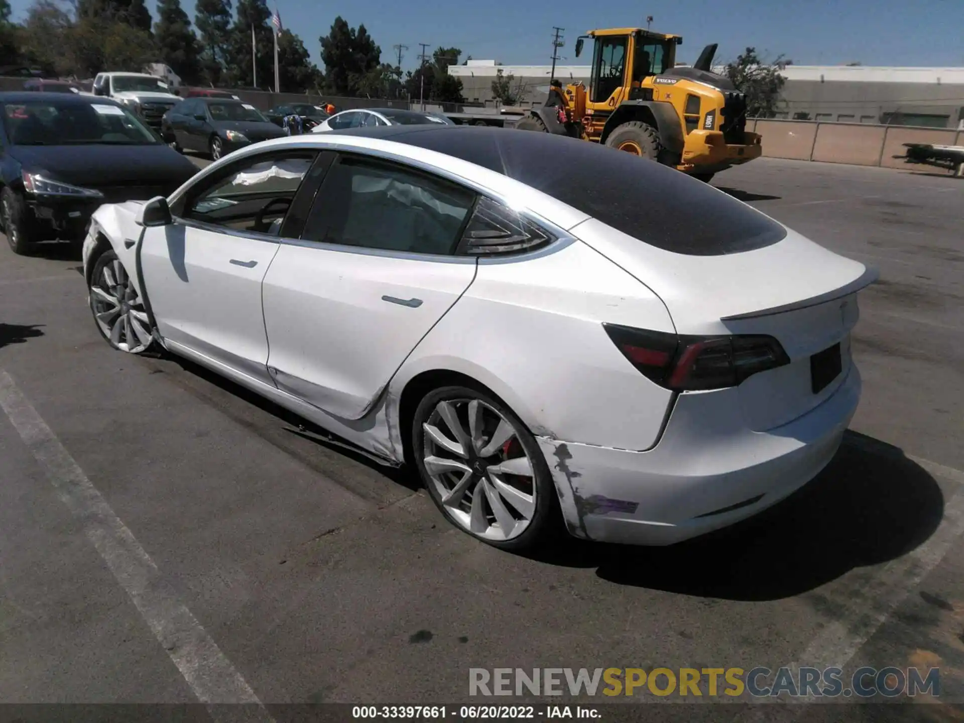 3 Фотография поврежденного автомобиля 5YJ3E1EBXKF427432 TESLA MODEL 3 2019