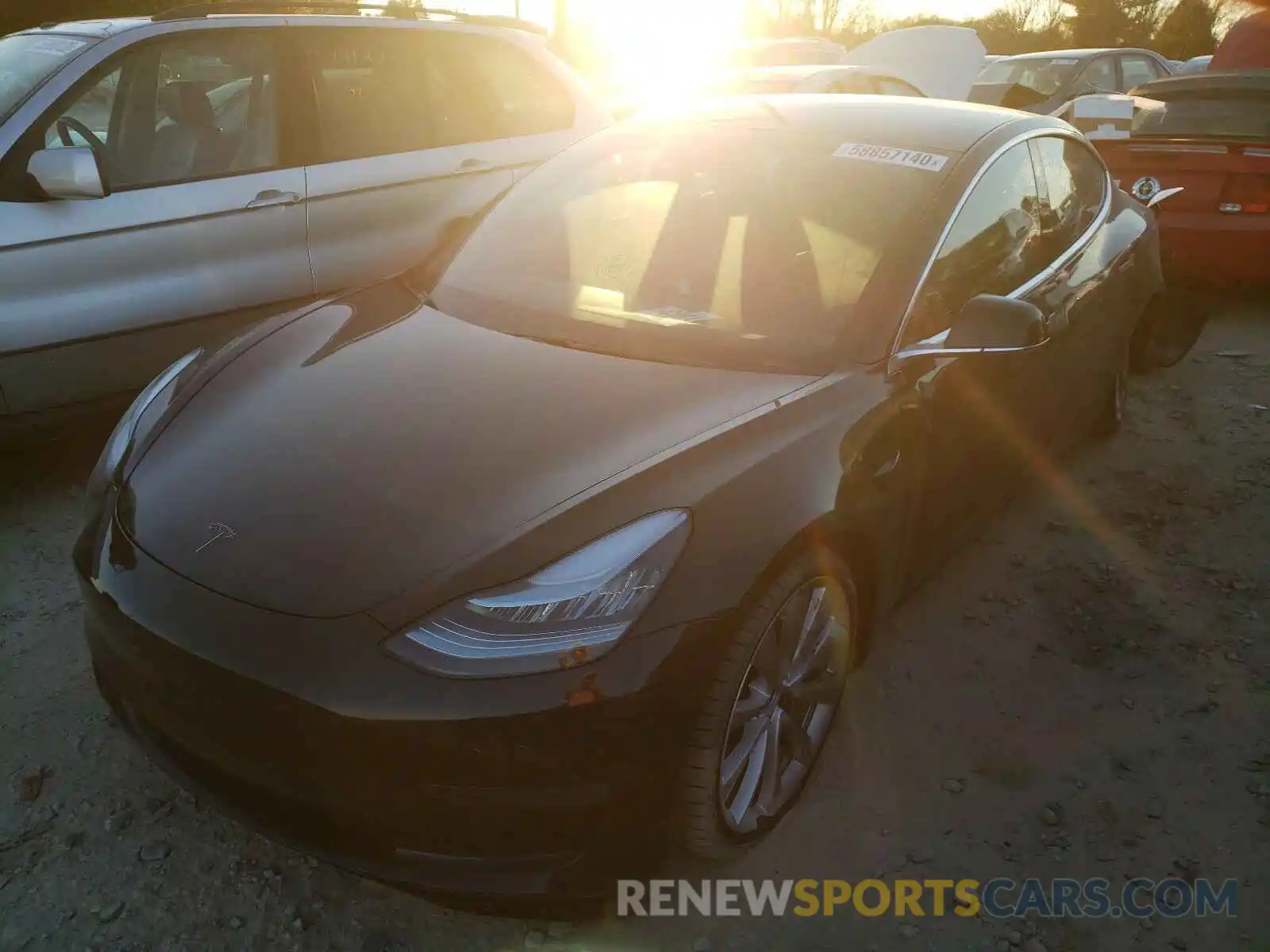 2 Фотография поврежденного автомобиля 5YJ3E1EBXKF441573 TESLA MODEL 3 2019