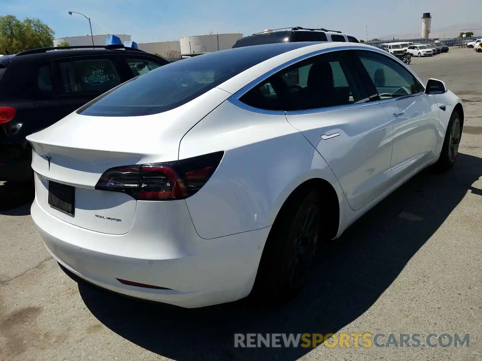 4 Photograph of a damaged car 5YJ3E1EBXKF451911 TESLA MODEL 3 2019