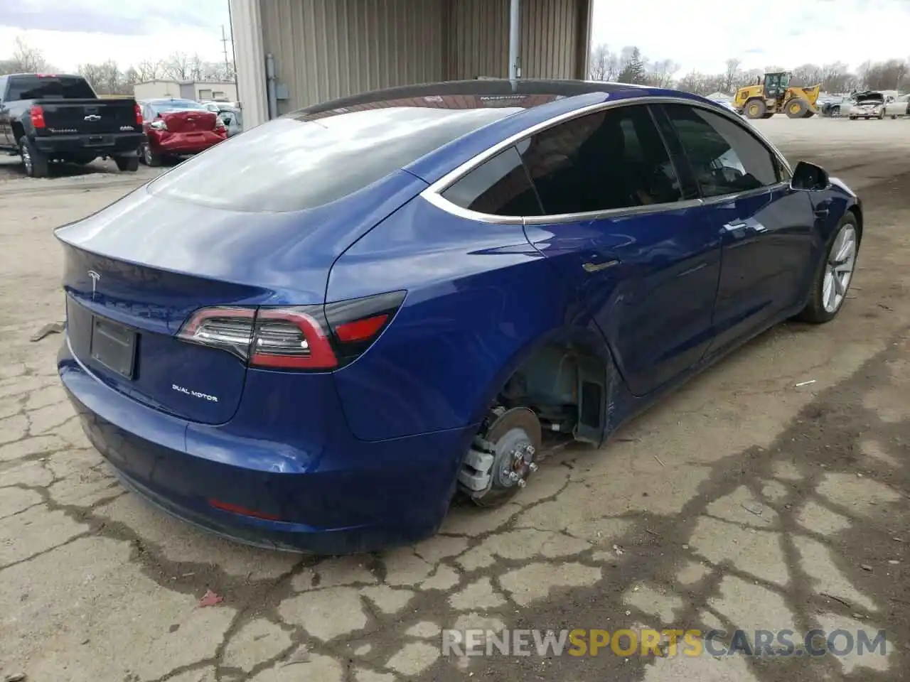 4 Фотография поврежденного автомобиля 5YJ3E1EBXKF453920 TESLA MODEL 3 2019