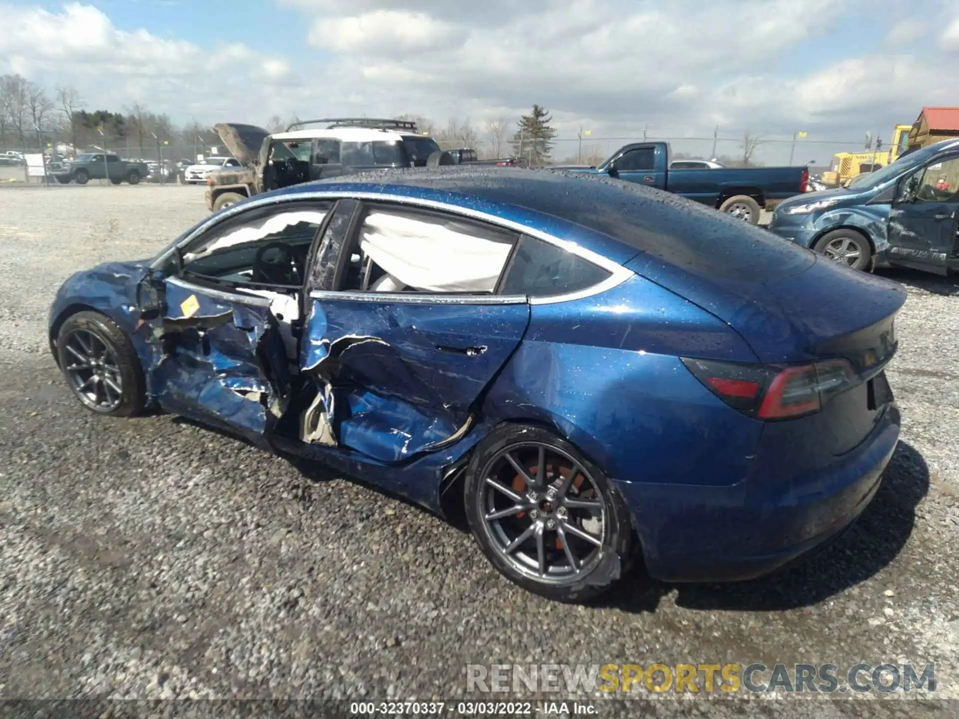 3 Photograph of a damaged car 5YJ3E1EBXKF454338 TESLA MODEL 3 2019