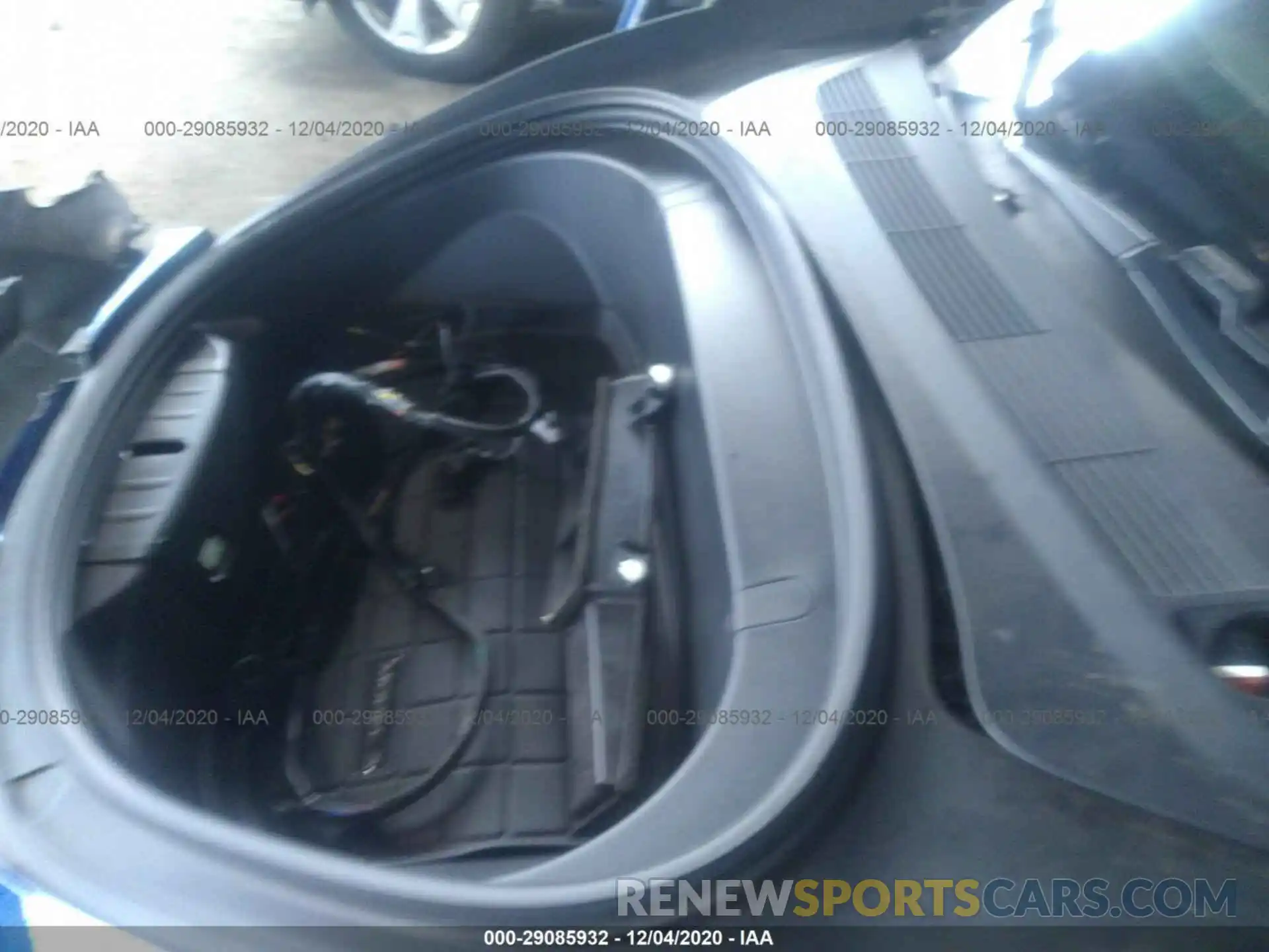 10 Photograph of a damaged car 5YJ3E1EBXKF465050 TESLA MODEL 3 2019