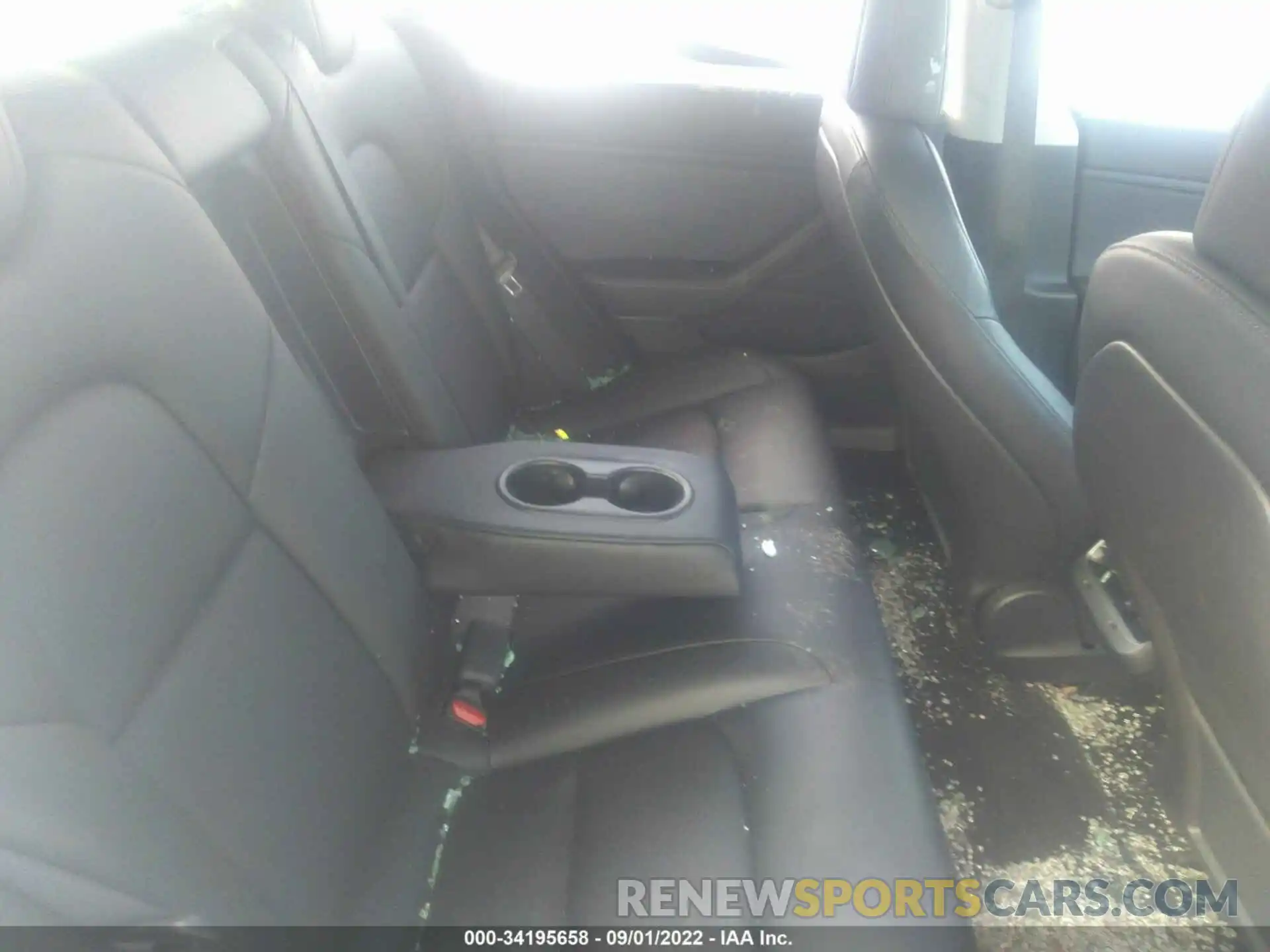 8 Photograph of a damaged car 5YJ3E1EBXKF487176 TESLA MODEL 3 2019