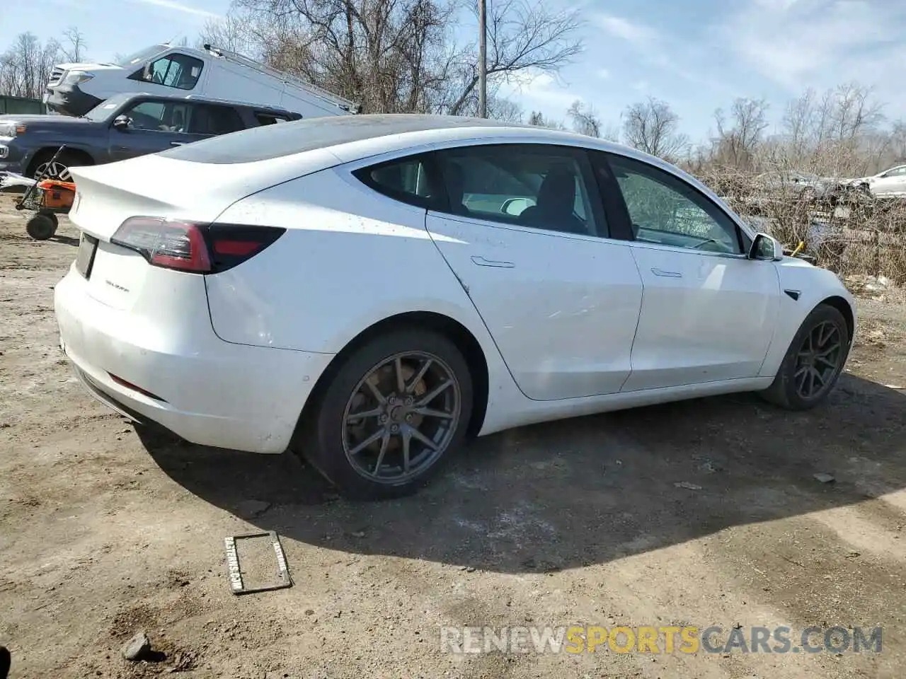 3 Photograph of a damaged car 5YJ3E1EBXKF493480 TESLA MODEL 3 2019