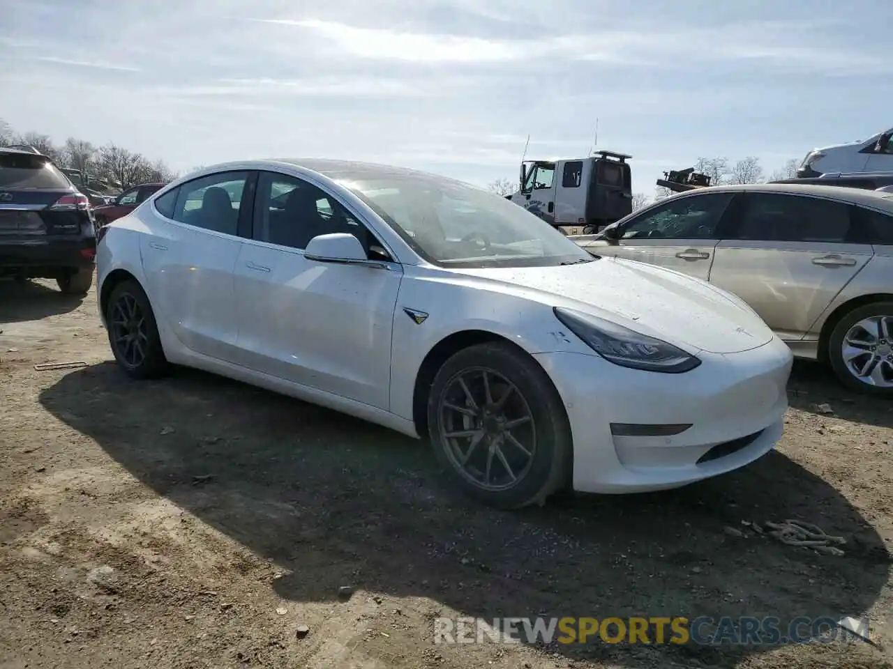 4 Photograph of a damaged car 5YJ3E1EBXKF493480 TESLA MODEL 3 2019