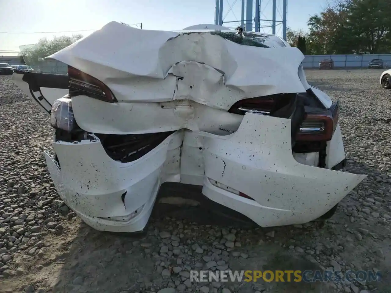 9 Photograph of a damaged car 5YJ3E1EBXKF494385 TESLA MODEL 3 2019