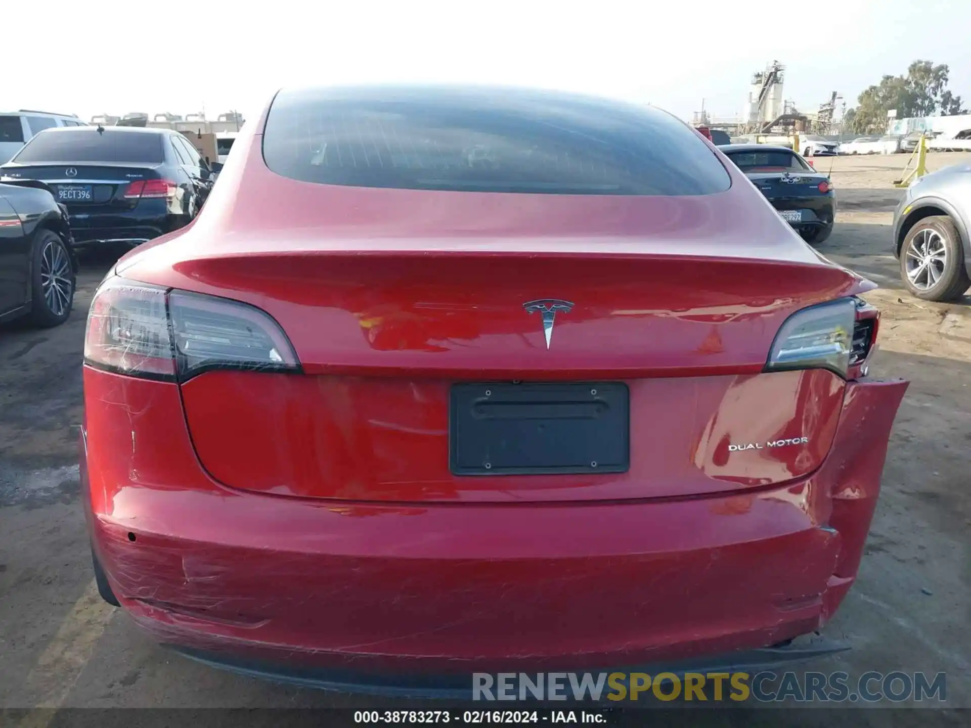 16 Photograph of a damaged car 5YJ3E1EBXKF496766 TESLA MODEL 3 2019