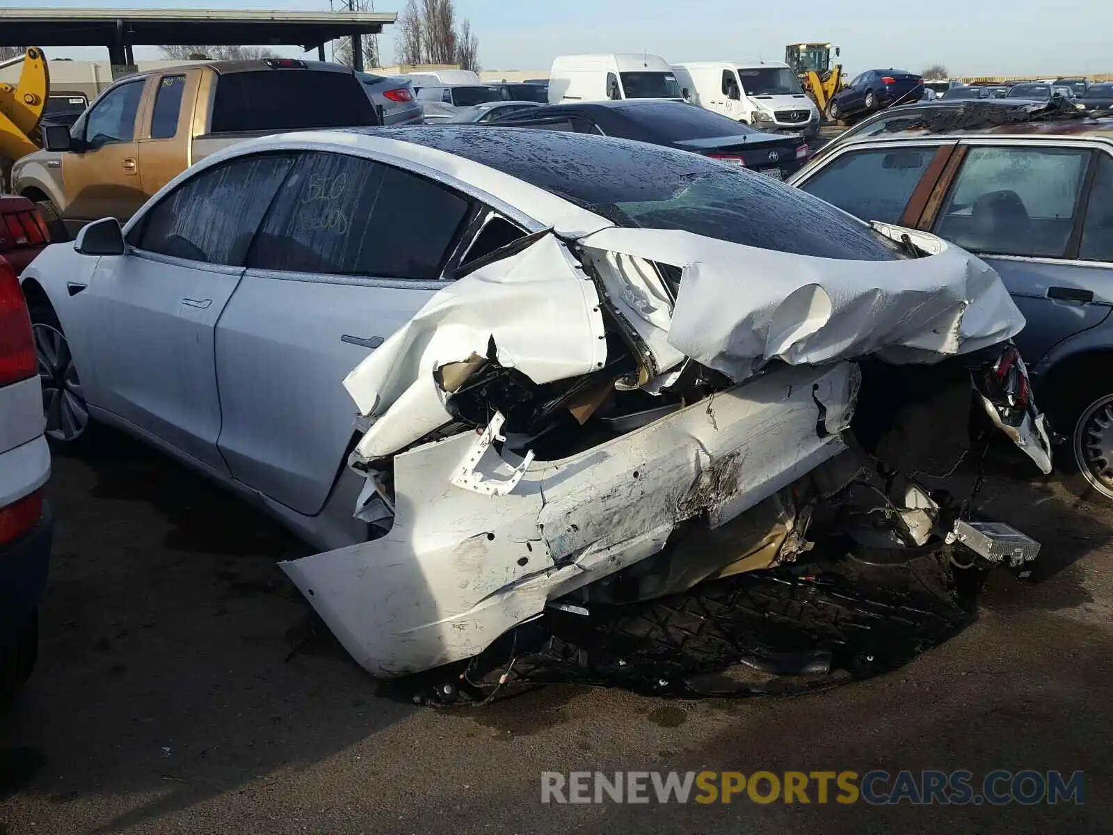 3 Photograph of a damaged car 5YJ3E1EBXKF512464 TESLA MODEL 3 2019