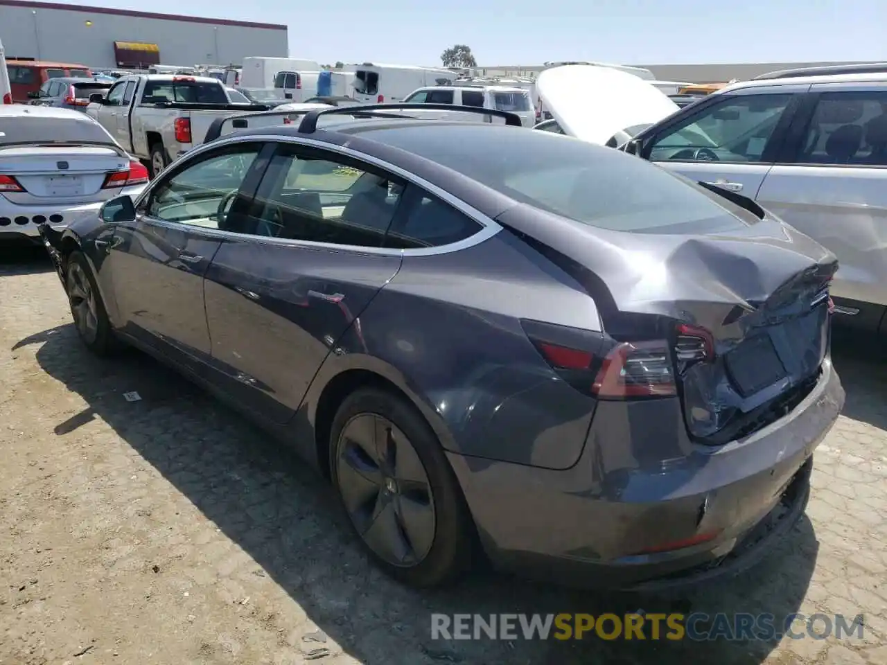 3 Photograph of a damaged car 5YJ3E1EA0LF495943 TESLA MODEL 3 2020