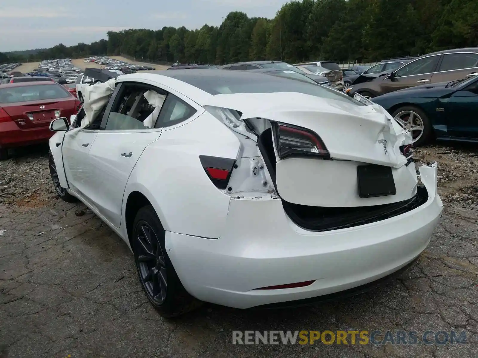 3 Photograph of a damaged car 5YJ3E1EA0LF504141 TESLA MODEL 3 2020