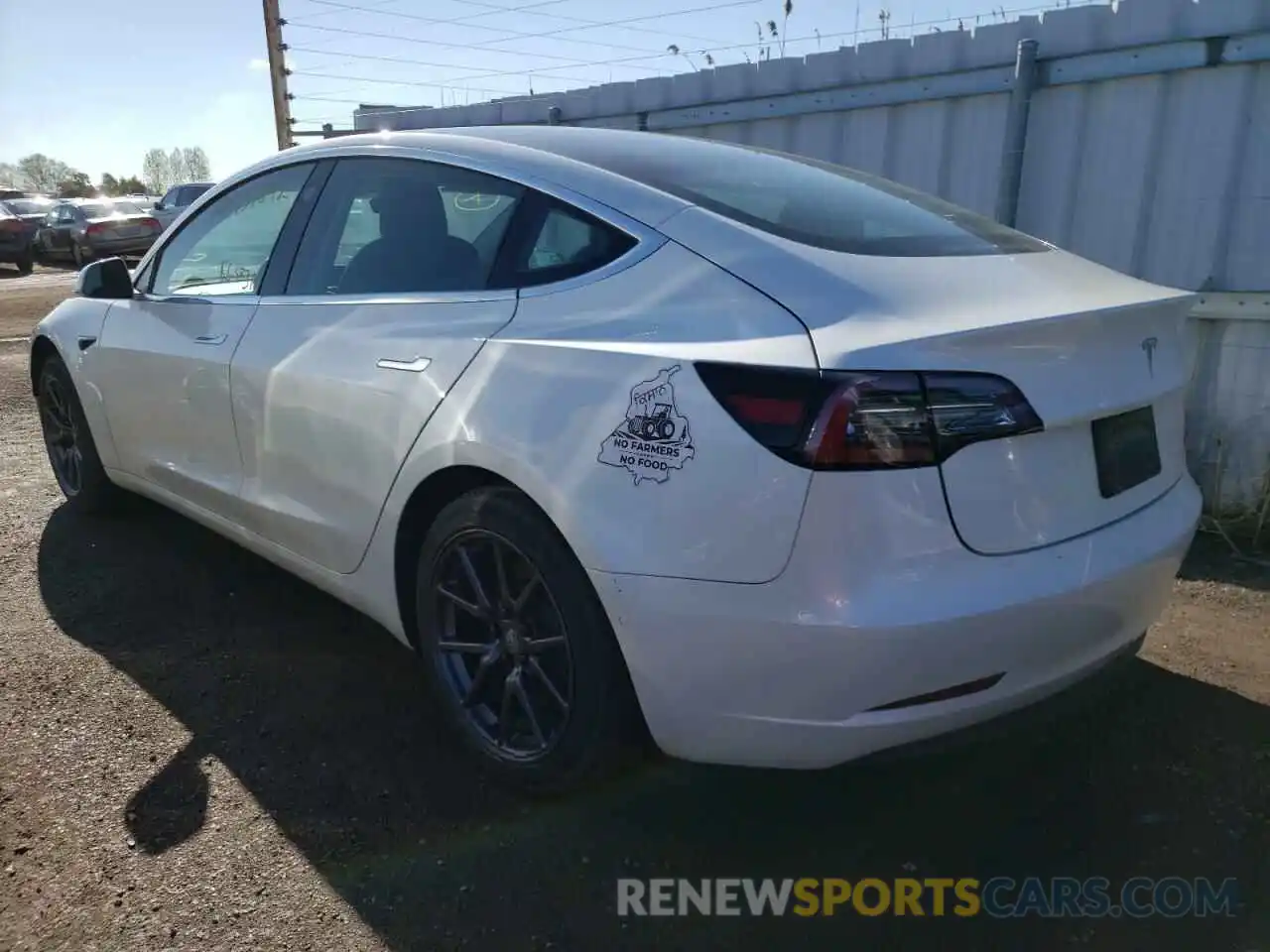 3 Photograph of a damaged car 5YJ3E1EA0LF529430 TESLA MODEL 3 2020