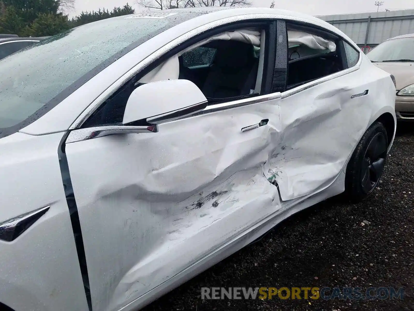 9 Photograph of a damaged car 5YJ3E1EA0LF590714 TESLA MODEL 3 2020