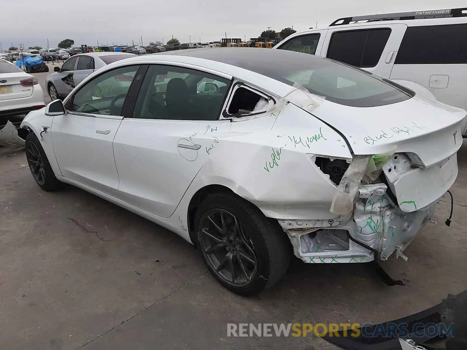 3 Photograph of a damaged car 5YJ3E1EA0LF597646 TESLA MODEL 3 2020