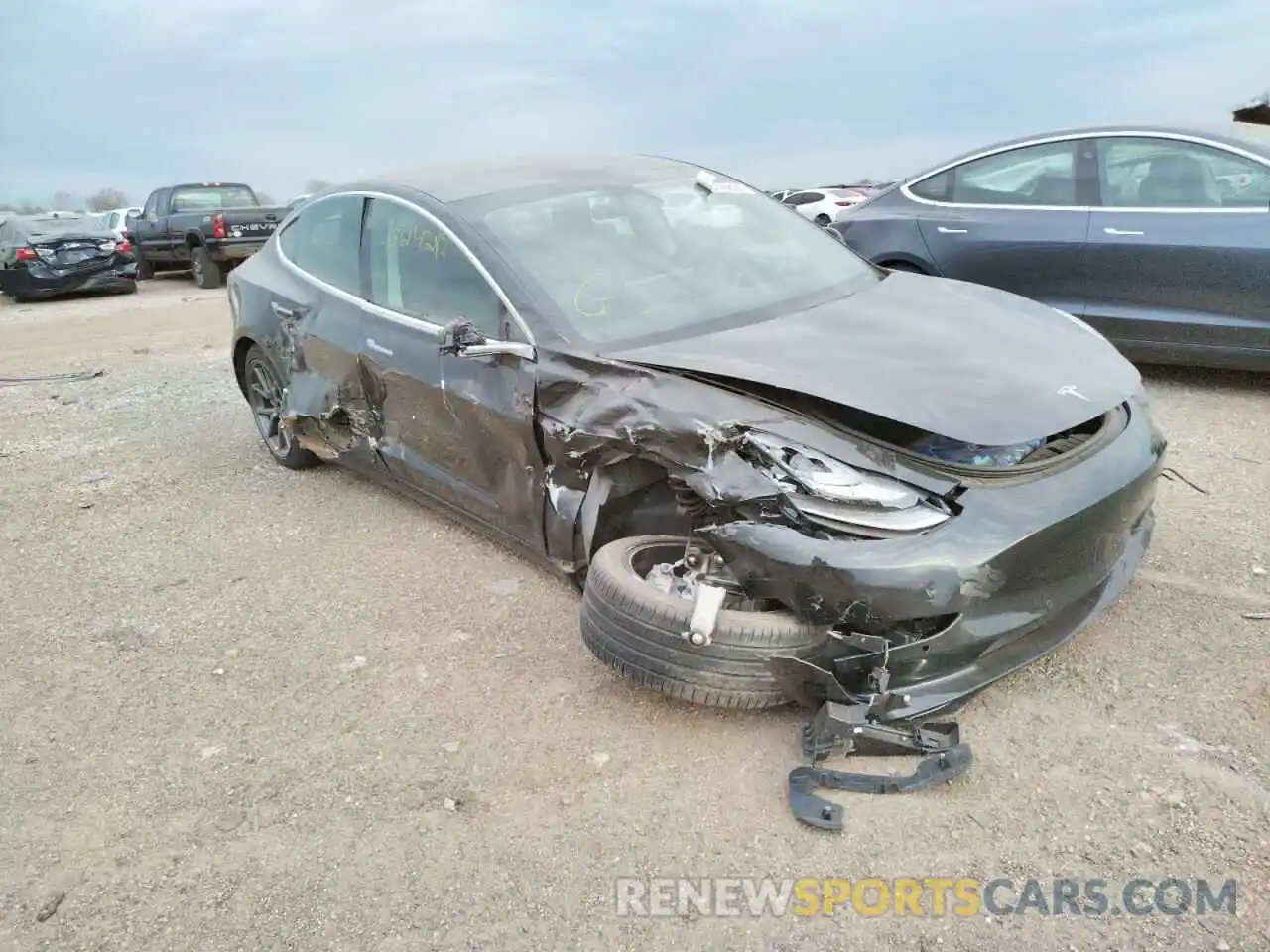 1 Photograph of a damaged car 5YJ3E1EA0LF606443 TESLA MODEL 3 2020