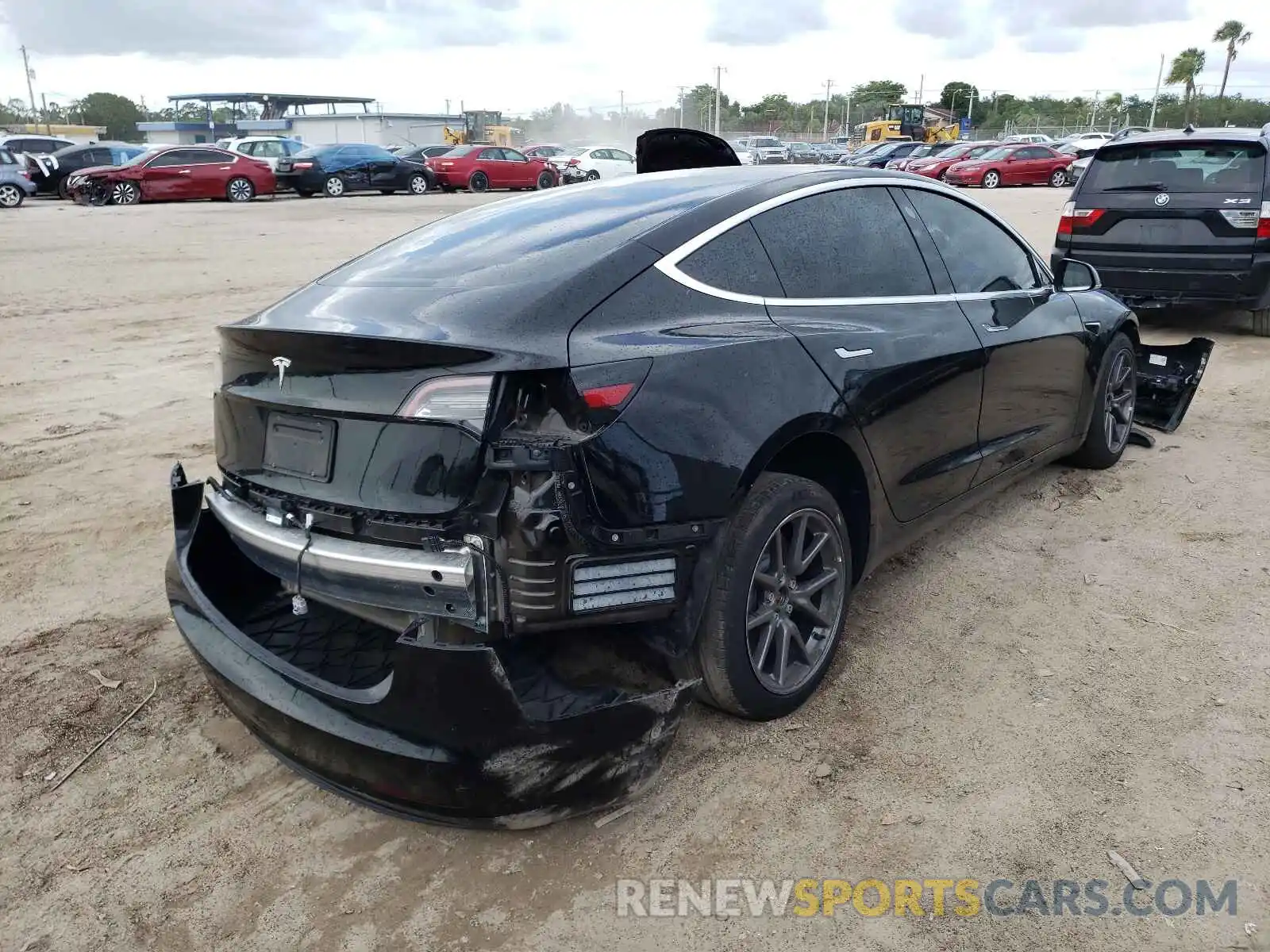 4 Photograph of a damaged car 5YJ3E1EA0LF611156 TESLA MODEL 3 2020