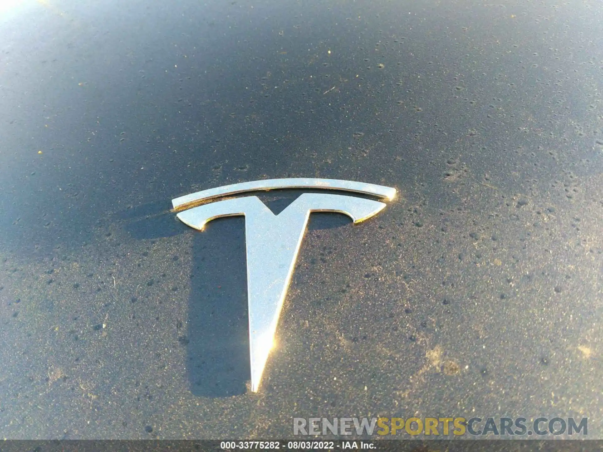 10 Photograph of a damaged car 5YJ3E1EA0LF611464 TESLA MODEL 3 2020