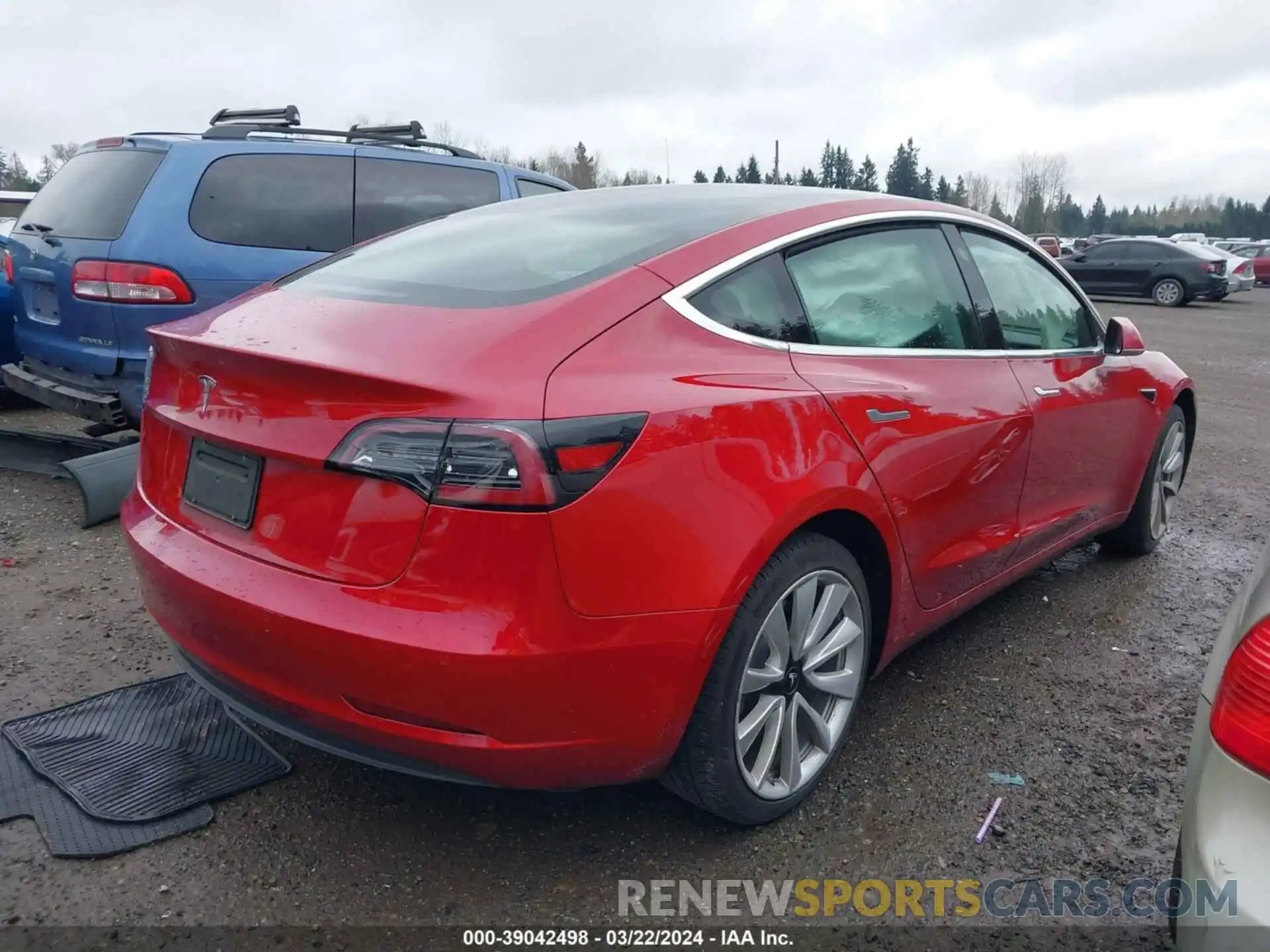 4 Photograph of a damaged car 5YJ3E1EA0LF629737 TESLA MODEL 3 2020