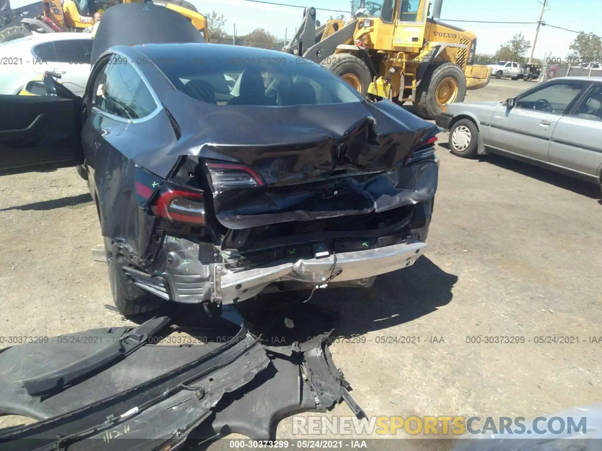 6 Фотография поврежденного автомобиля 5YJ3E1EA0LF630452 TESLA MODEL 3 2020