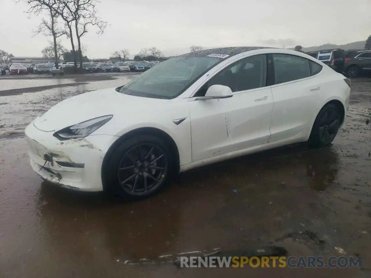 1 Photograph of a damaged car 5YJ3E1EA0LF632881 TESLA MODEL 3 2020