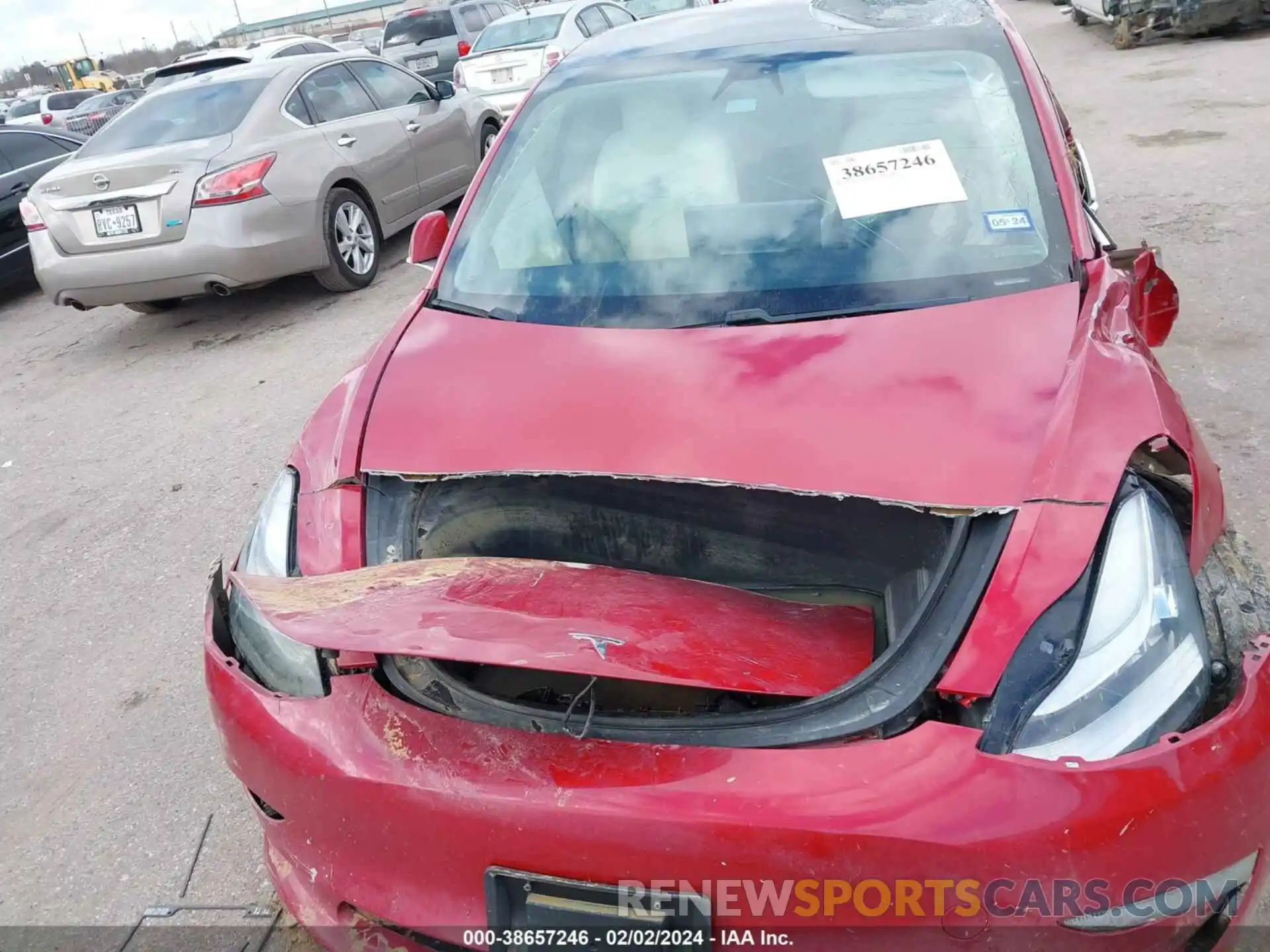 10 Photograph of a damaged car 5YJ3E1EA0LF634663 TESLA MODEL 3 2020