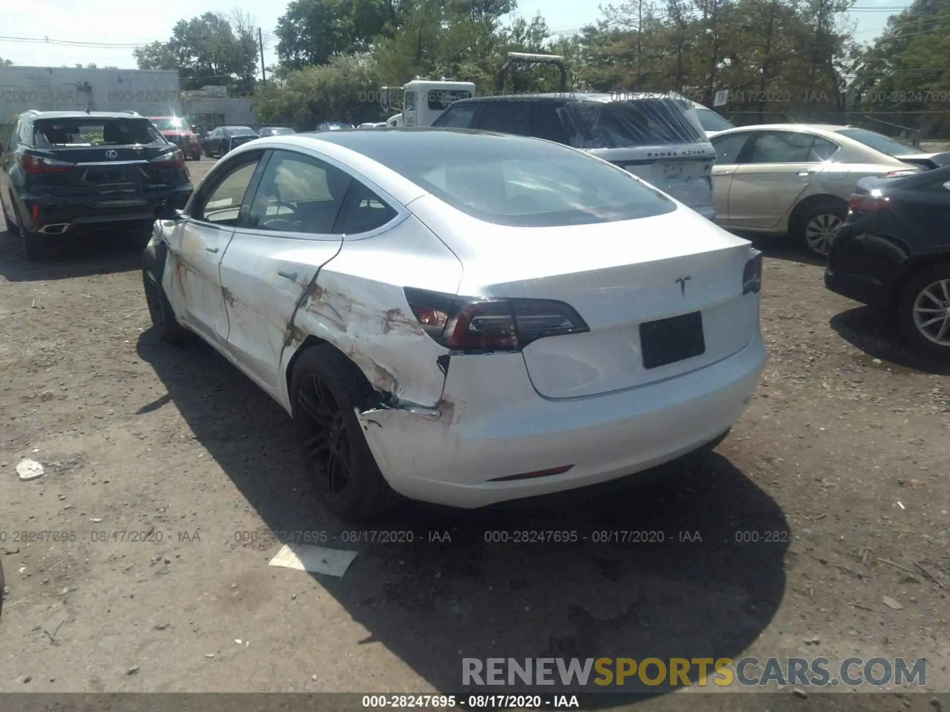 3 Photograph of a damaged car 5YJ3E1EA0LF634940 TESLA MODEL 3 2020