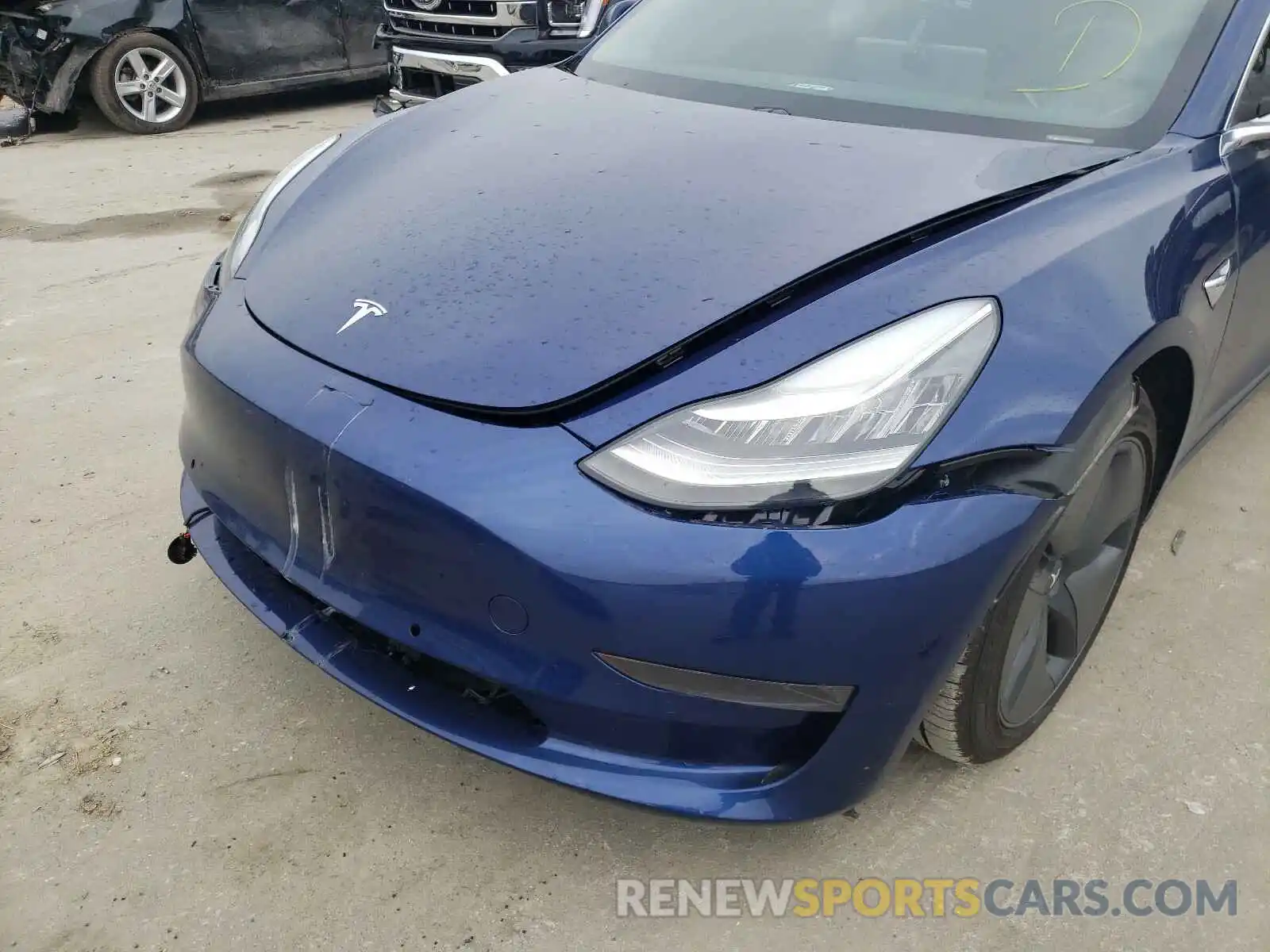 9 Photograph of a damaged car 5YJ3E1EA0LF658493 TESLA MODEL 3 2020