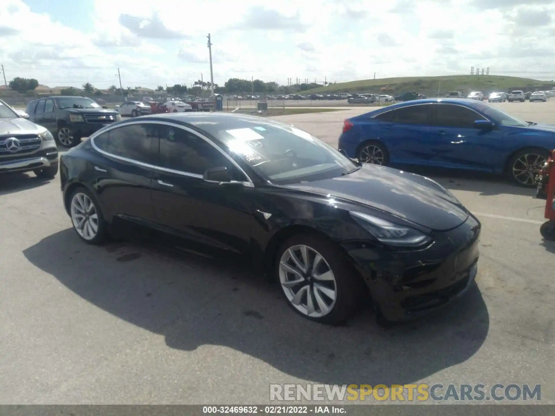 1 Photograph of a damaged car 5YJ3E1EA0LF737906 TESLA MODEL 3 2020