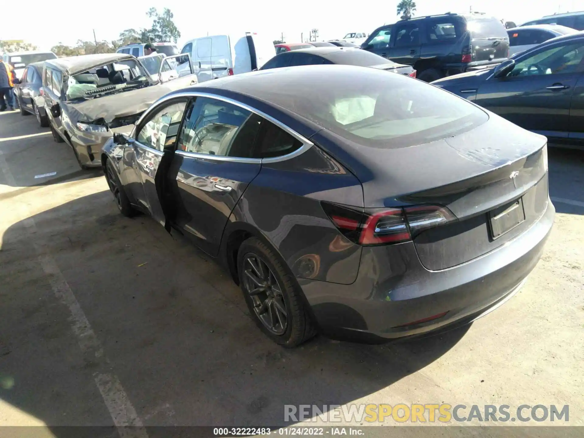 3 Photograph of a damaged car 5YJ3E1EA0LF739378 TESLA MODEL 3 2020