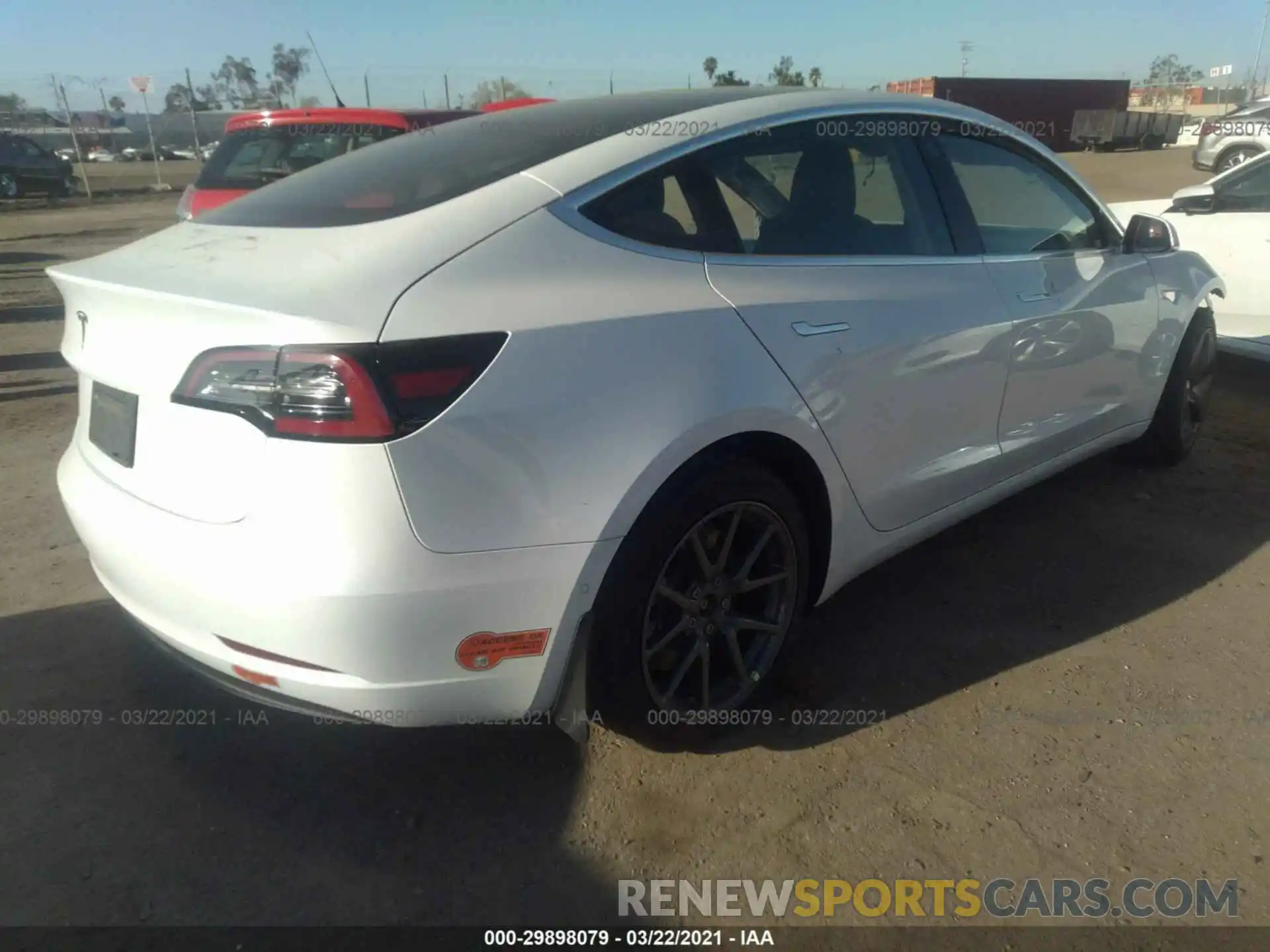 4 Фотография поврежденного автомобиля 5YJ3E1EA0LF739977 TESLA MODEL 3 2020