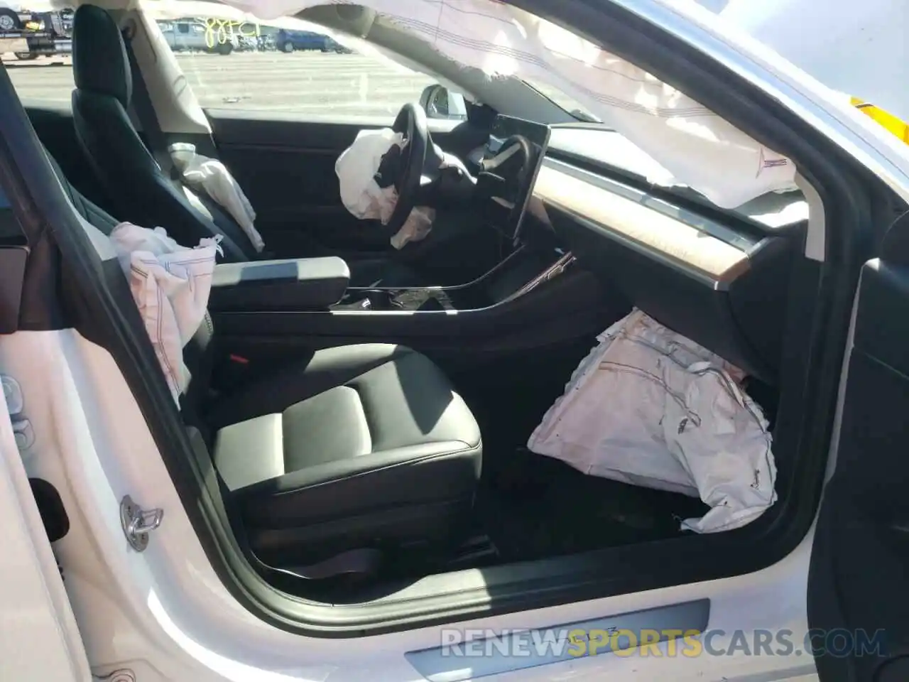 5 Photograph of a damaged car 5YJ3E1EA0LF744886 TESLA MODEL 3 2020