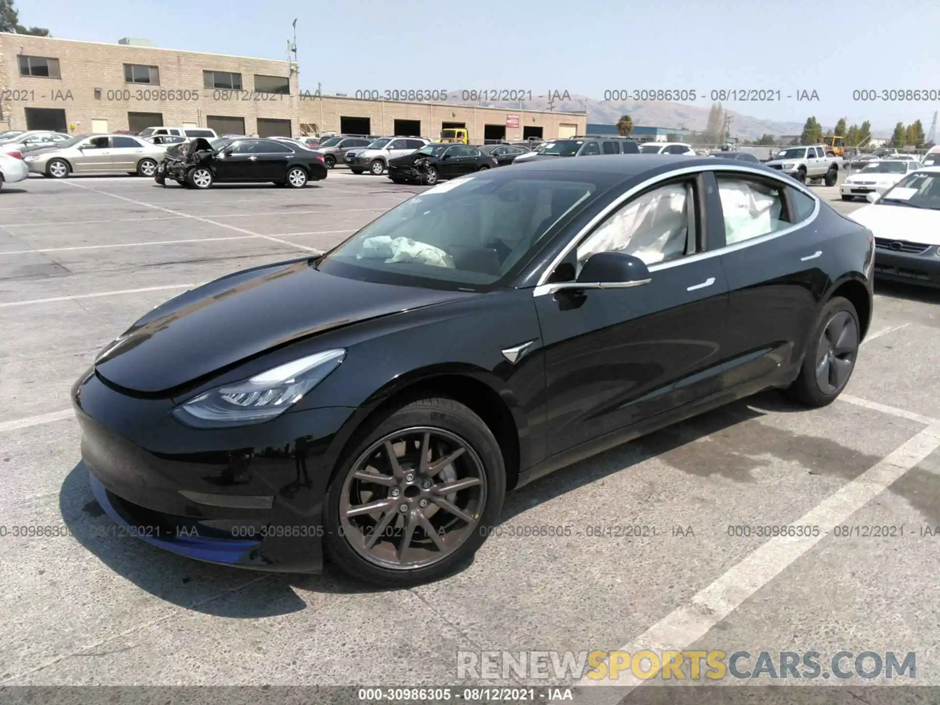 2 Фотография поврежденного автомобиля 5YJ3E1EA0LF745682 TESLA MODEL 3 2020