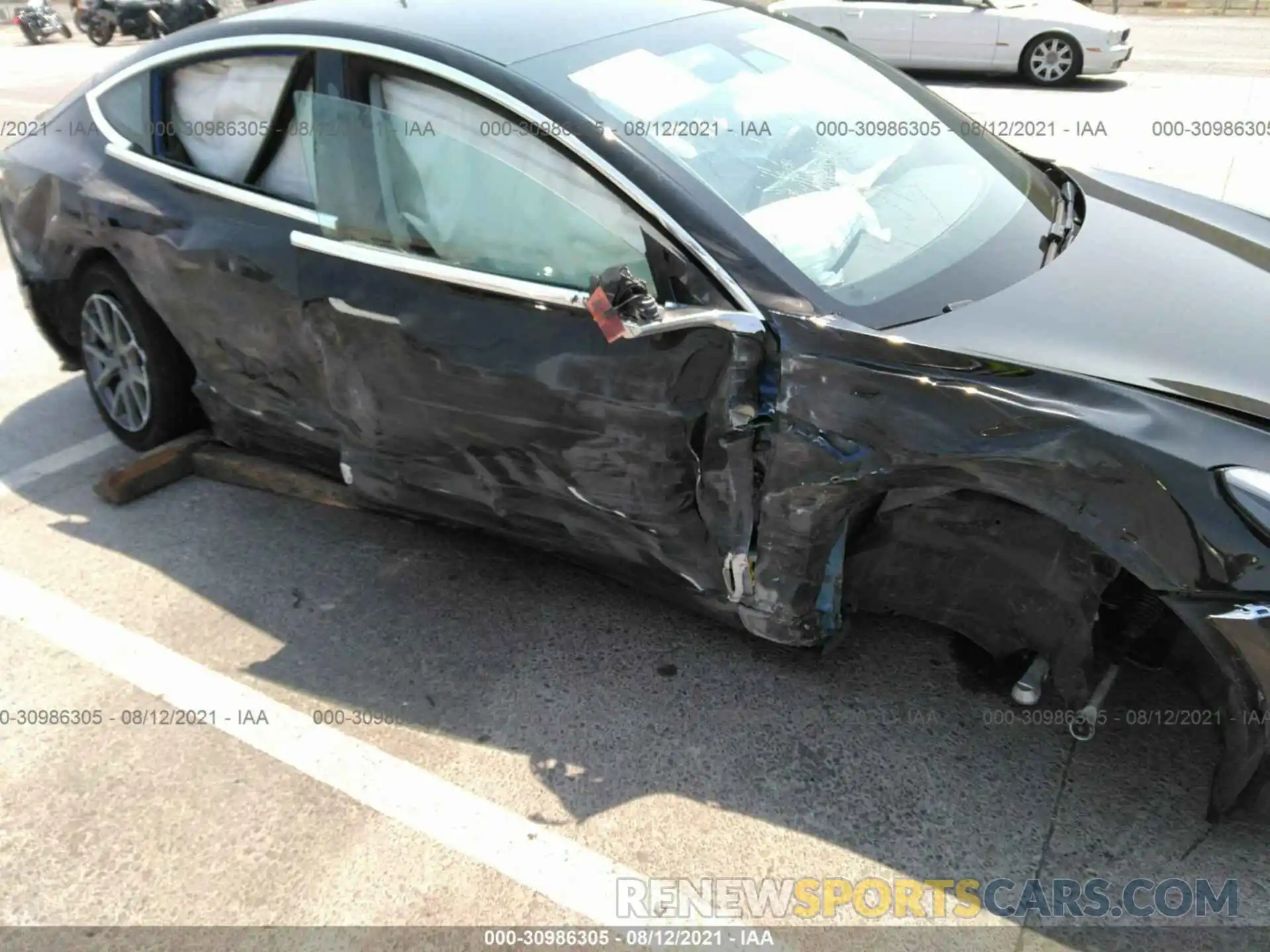 6 Photograph of a damaged car 5YJ3E1EA0LF745682 TESLA MODEL 3 2020