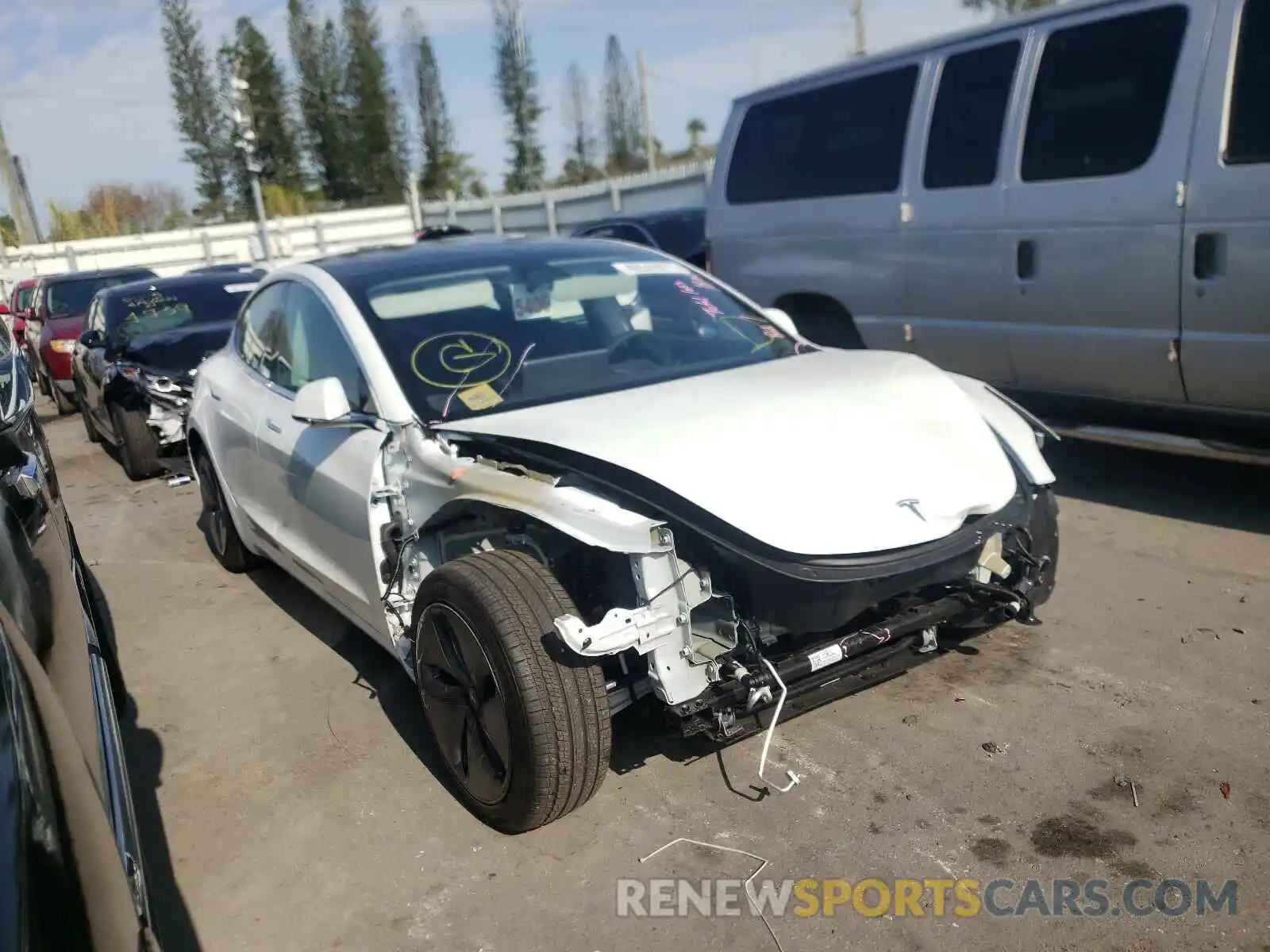 1 Photograph of a damaged car 5YJ3E1EA0LF783560 TESLA MODEL 3 2020