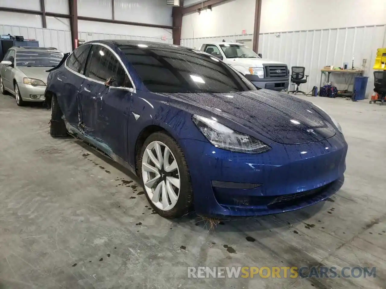 1 Photograph of a damaged car 5YJ3E1EA0LF783817 TESLA MODEL 3 2020