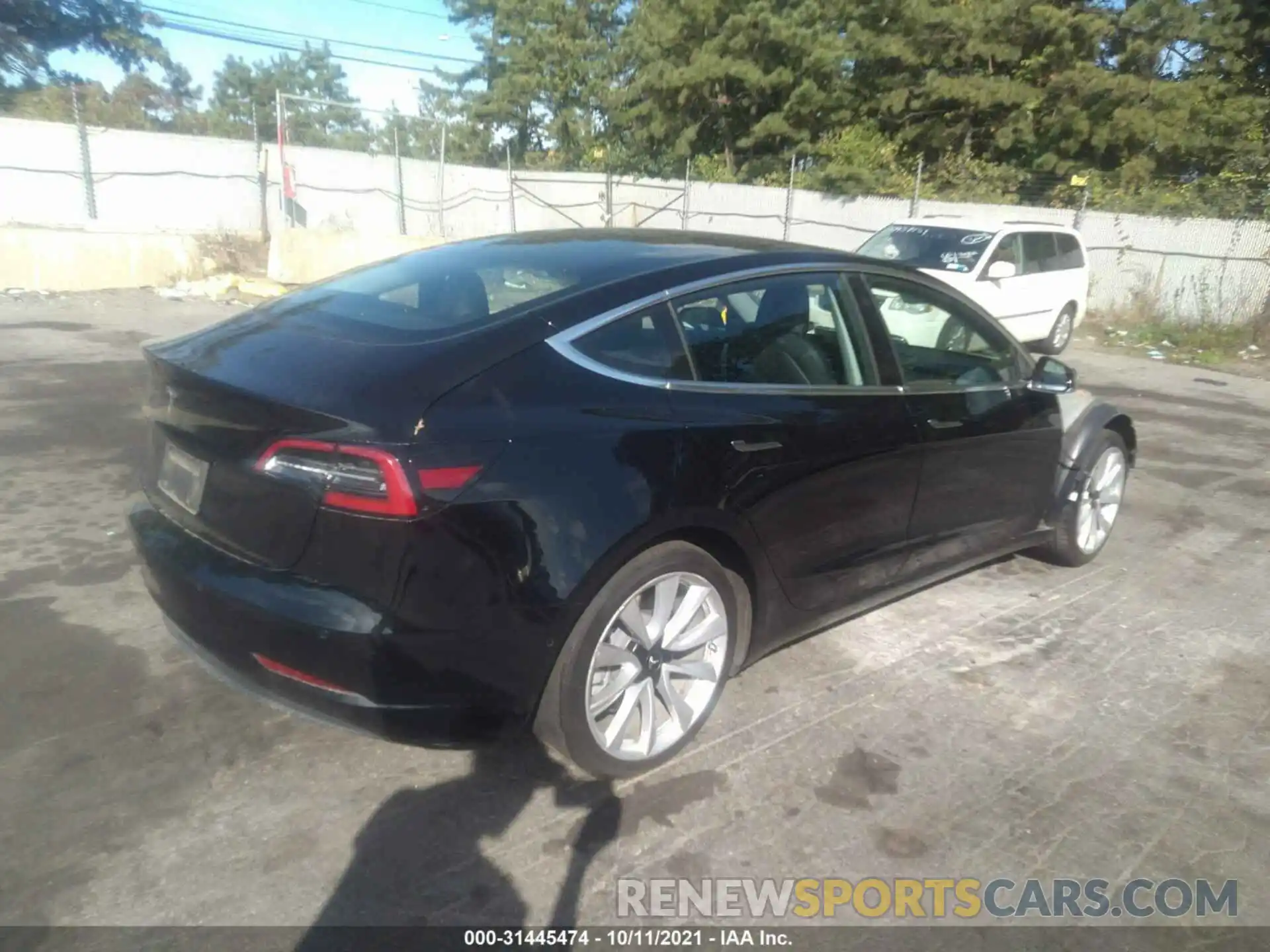 4 Фотография поврежденного автомобиля 5YJ3E1EA0LF785518 TESLA MODEL 3 2020